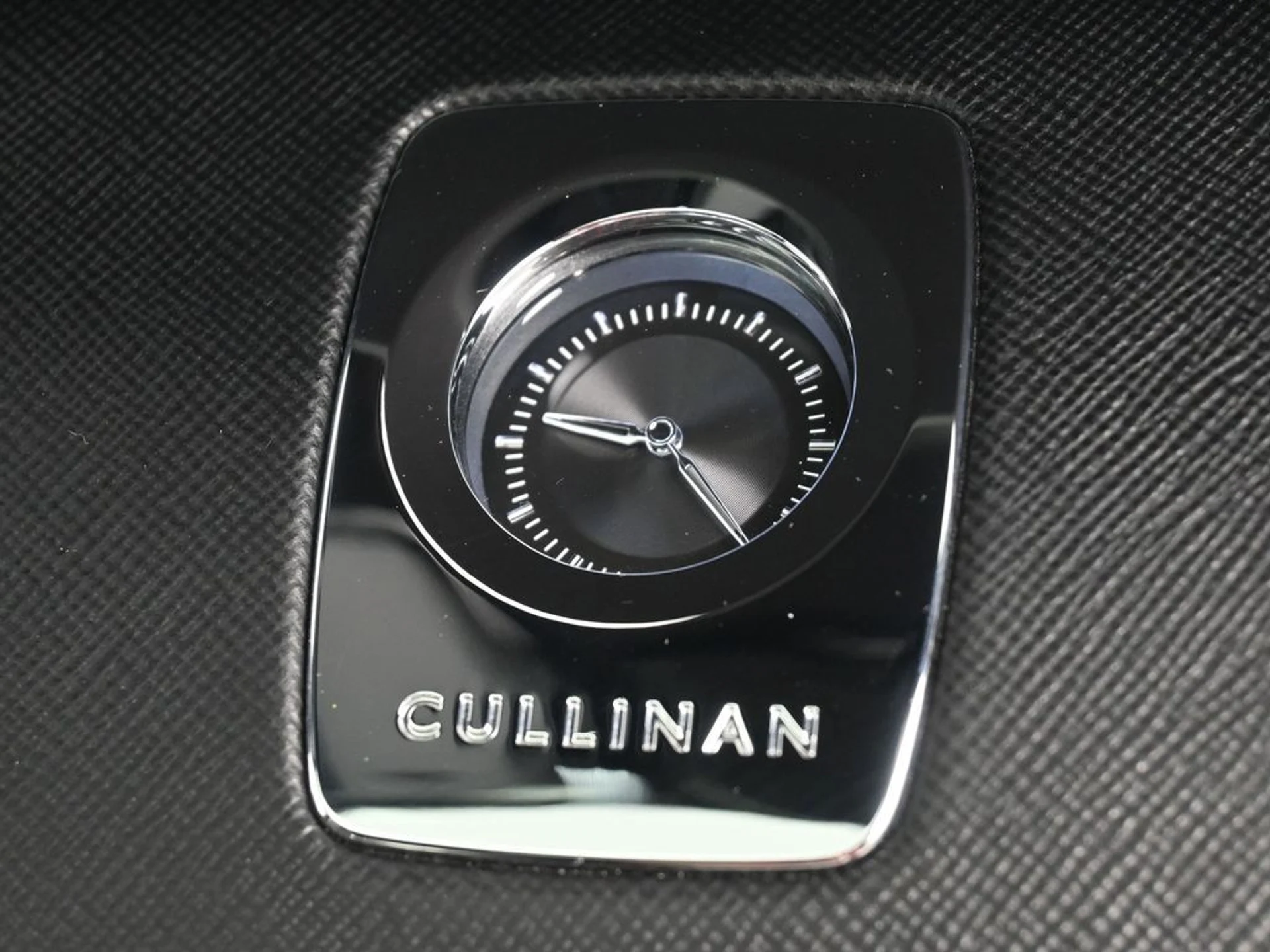 mph013_3669977965_430cf0002bc96d461a7cd209f0d1d77ex_459e906529