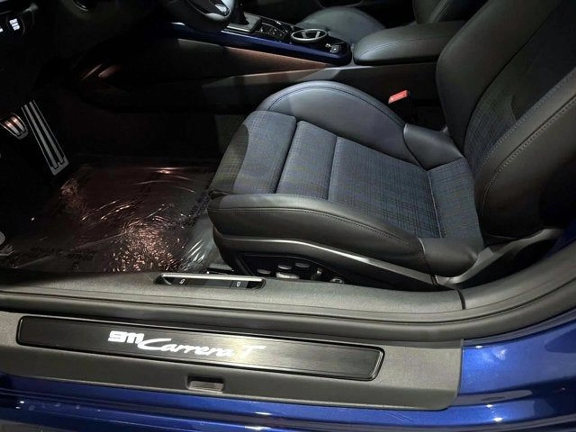 mph013_3670037049_14_f82b2b5f4f