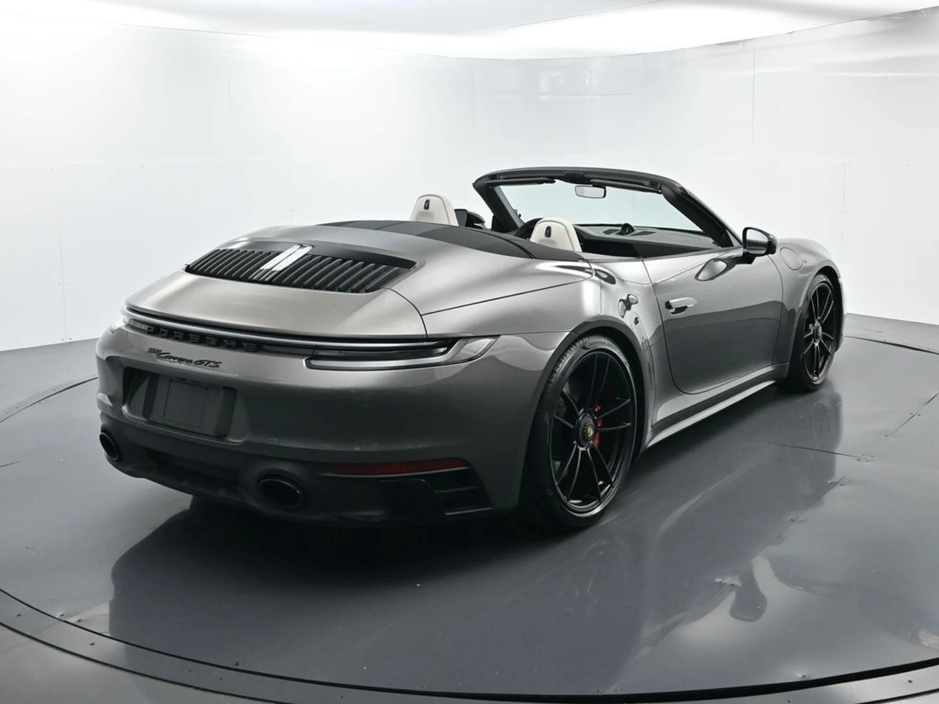 mph013_3684096821_ae3887505df88145435f361e968d160a_18b73d67d1