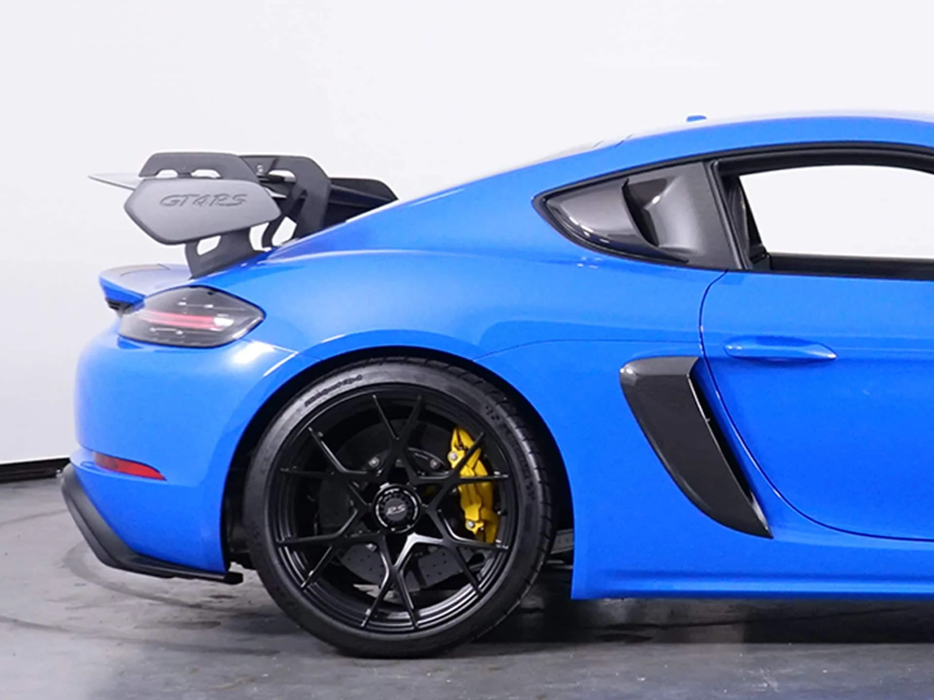 mph013_3684319776_e7395921e9809a7d5a0e80e1646ce5f0x_d44c8fa3cb