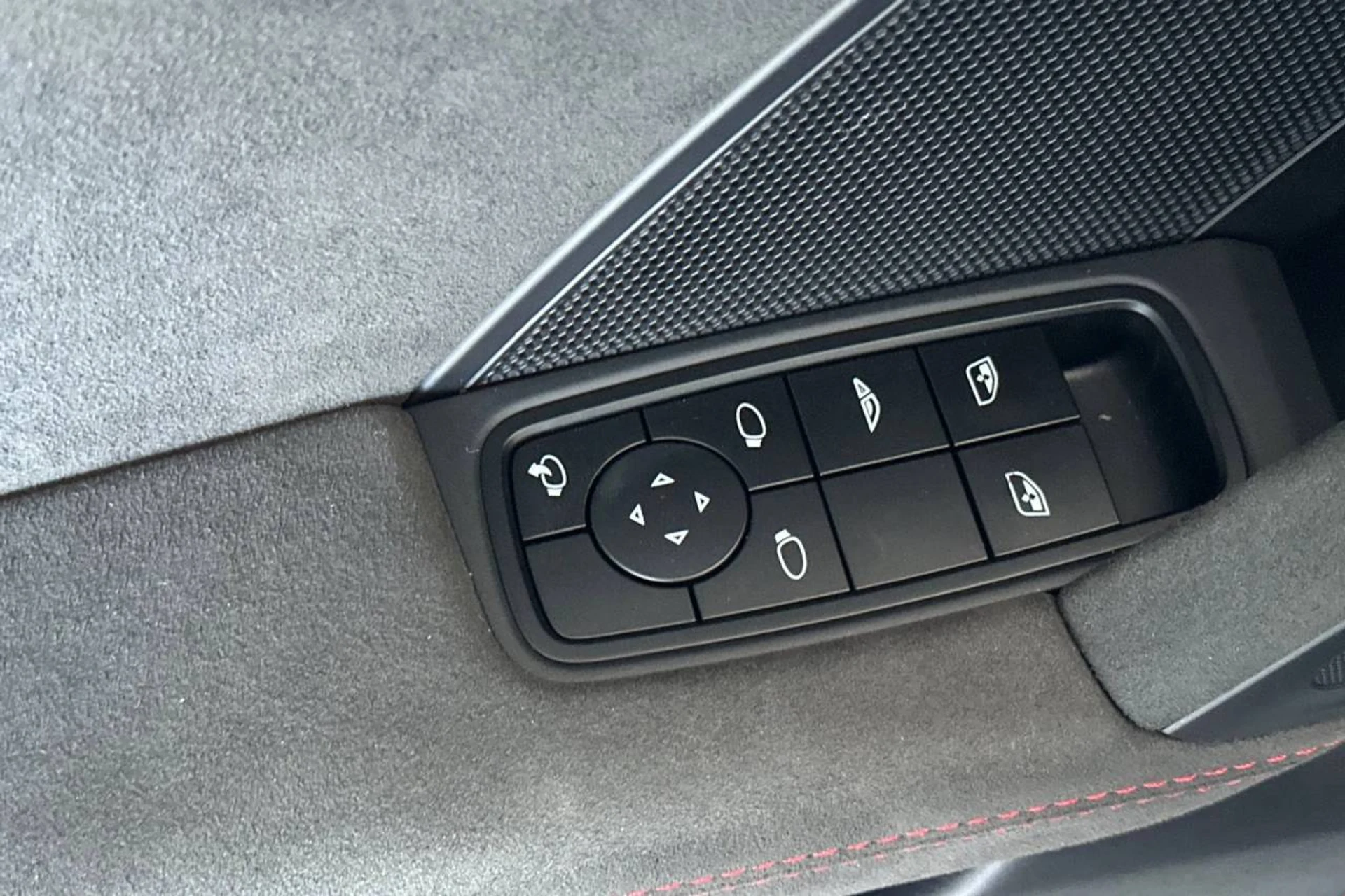 mph013_3685315608_1280_ff4618bc98