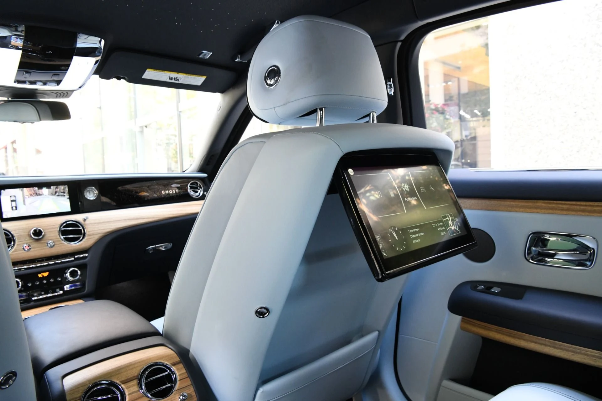 mph013_3688308625_9517_p15_l_2a07165111