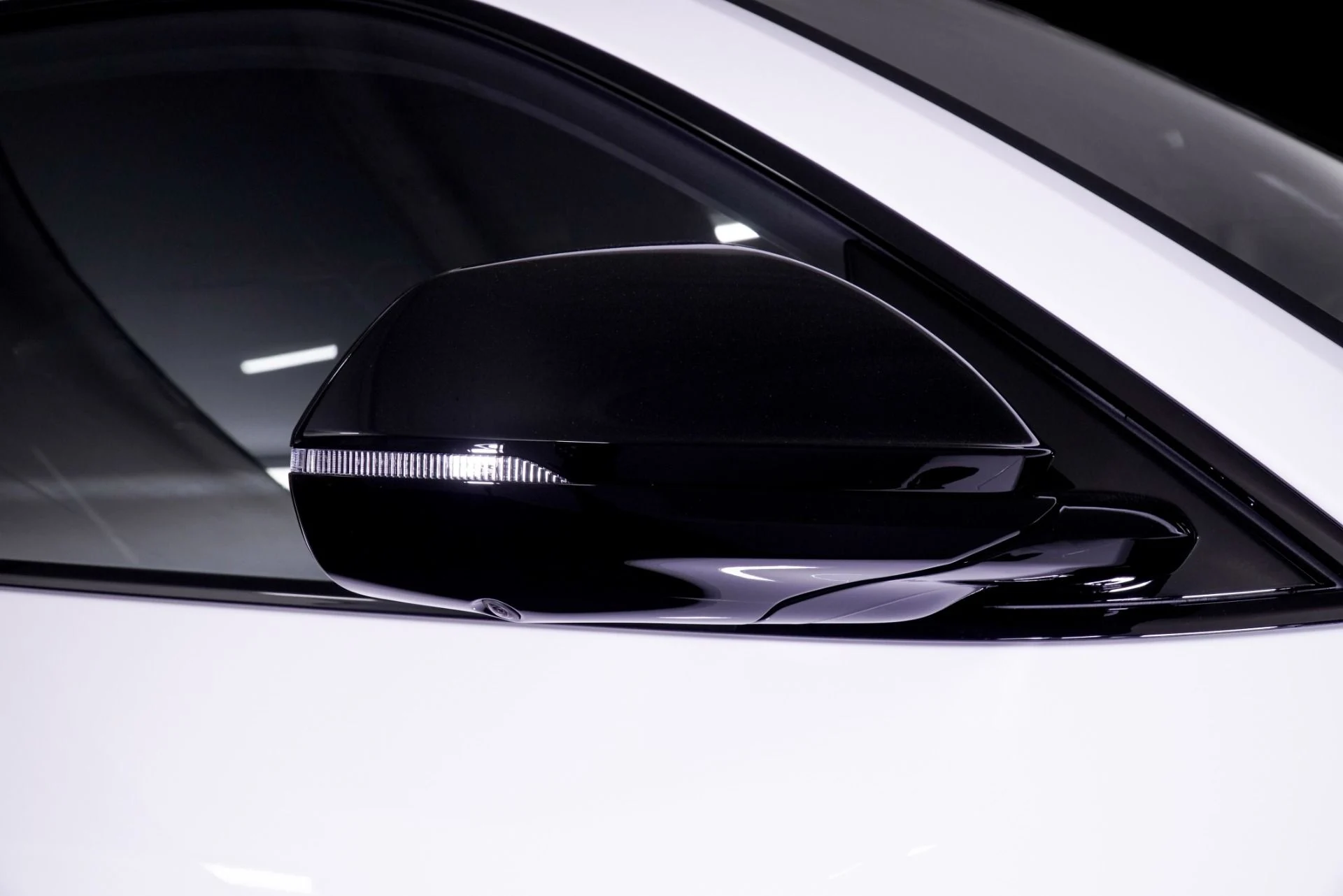 mph013_3707389677_New_2025_Lamborghini_Urus_SE_1760546686_702f933e4c