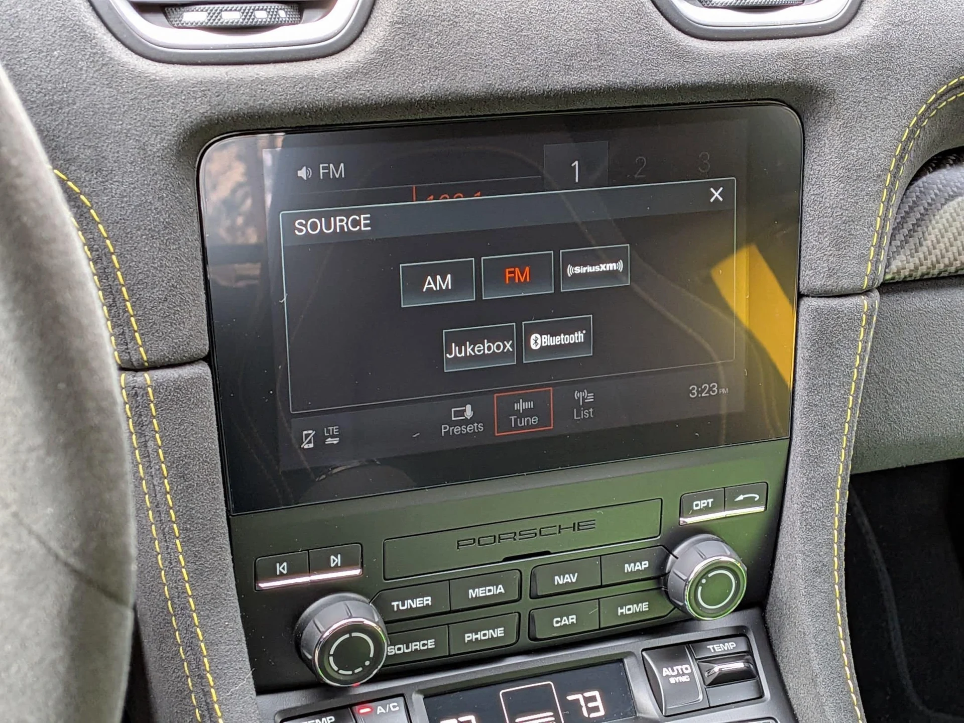 mph013_3711504617_e009dace304b099f3a729f88af94feebx_0ecf6b55ea