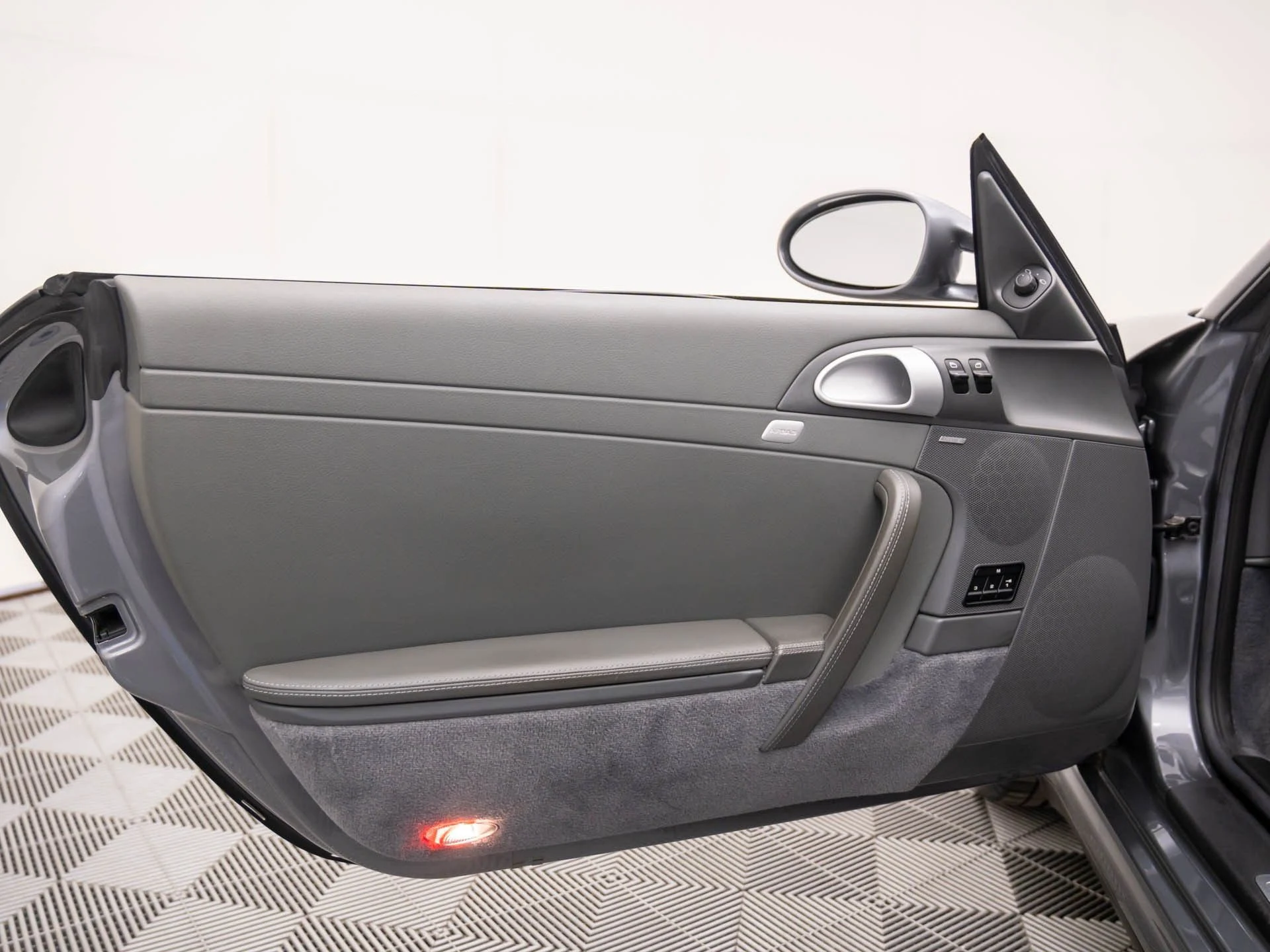 mph013_3714394454_295415478d9aa8d54623bd610b5cda0fx_80590221f2