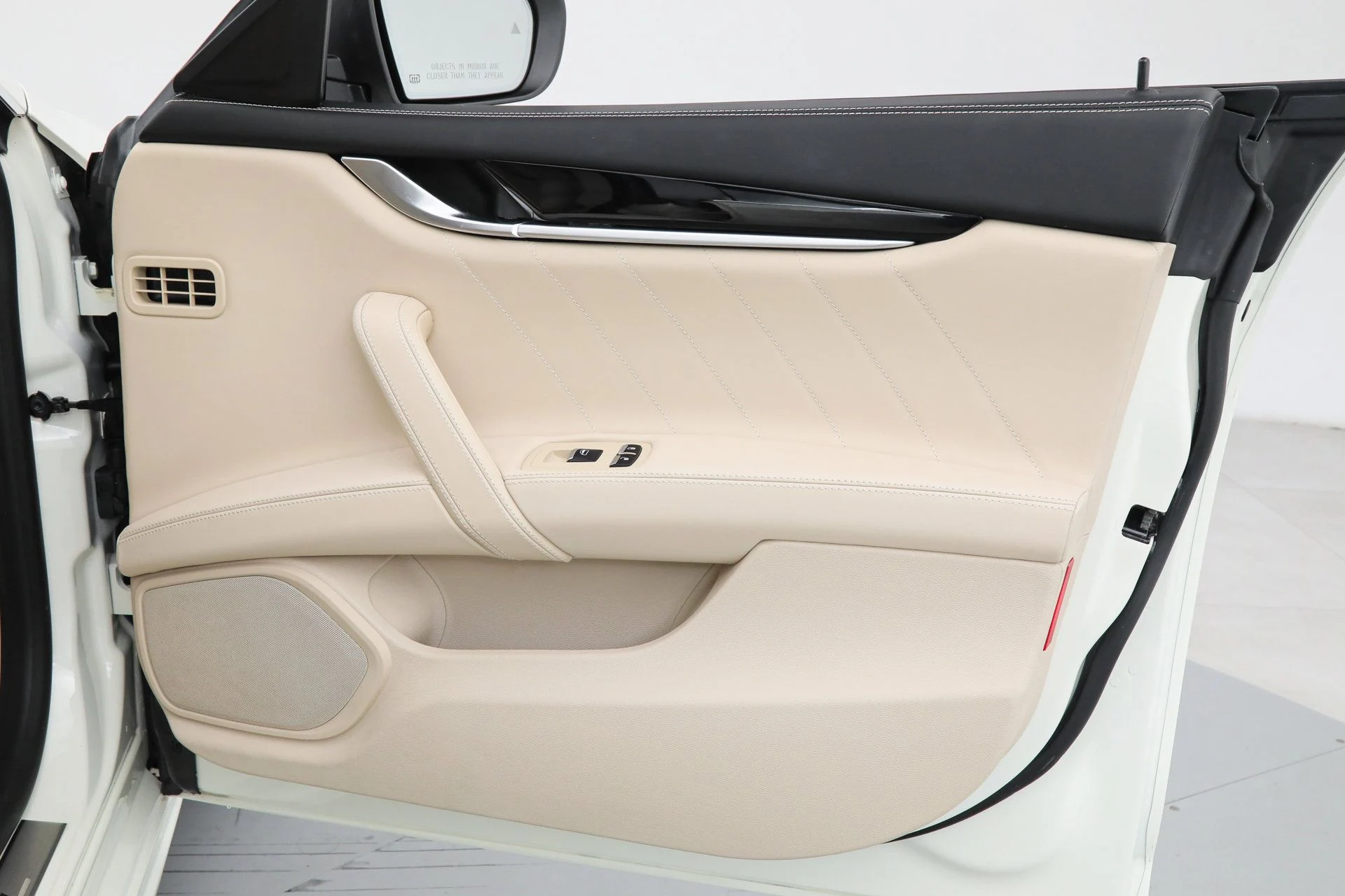 mph013_3725629825_d42e3067e0f179fd053e6b39418a1286_e3eb4ee85d