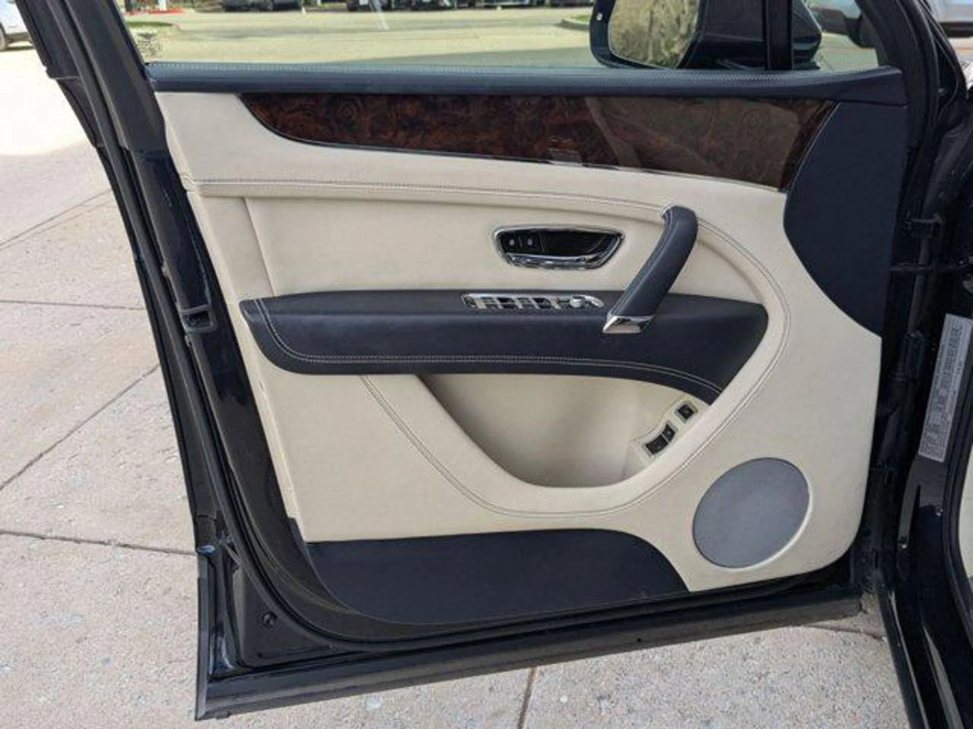 mph013_3728931384_e_SD_8s_Yveo_i_FG_Uibh_QP_1_GT_7k_E_c05ff1f6de