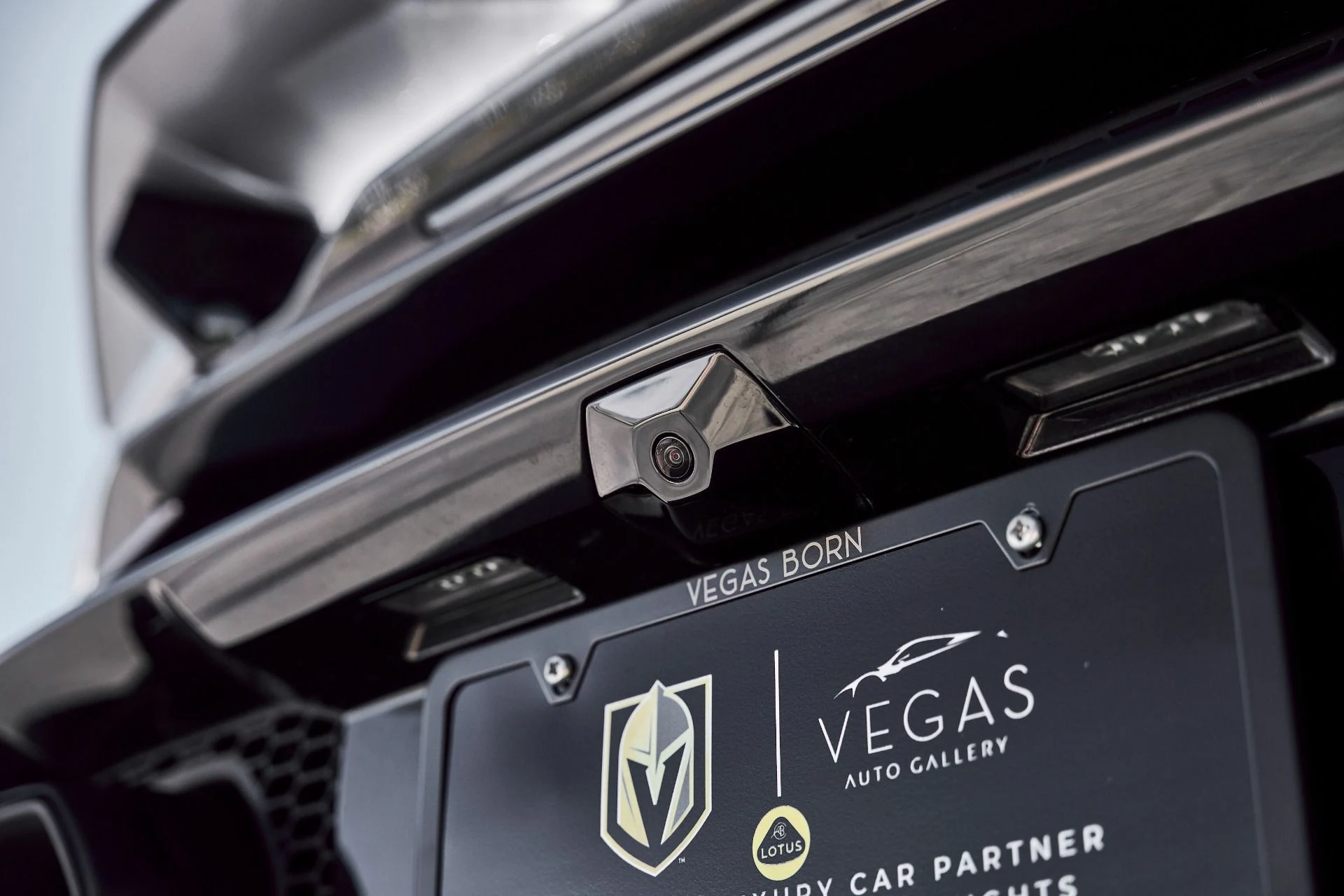 mph013_372916270_Used_2023_Lamborghini_Huracan_Tecnica_Base_1773532103_4d97a76f74