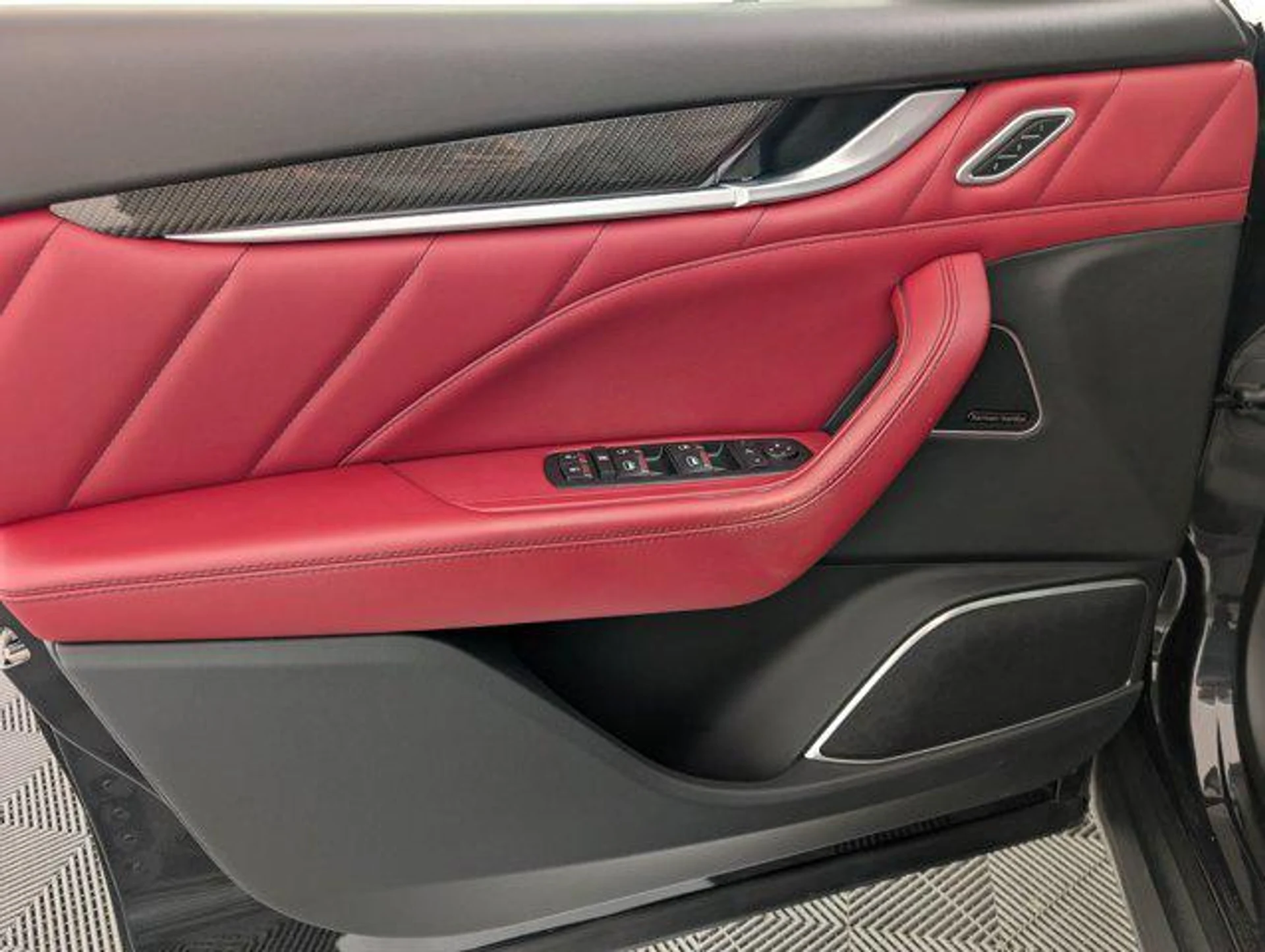 mph013_373204937_f_Jgyau_Ji_JHI_6j_Opiybt7_G6_O3a_H8_be174fa2f1