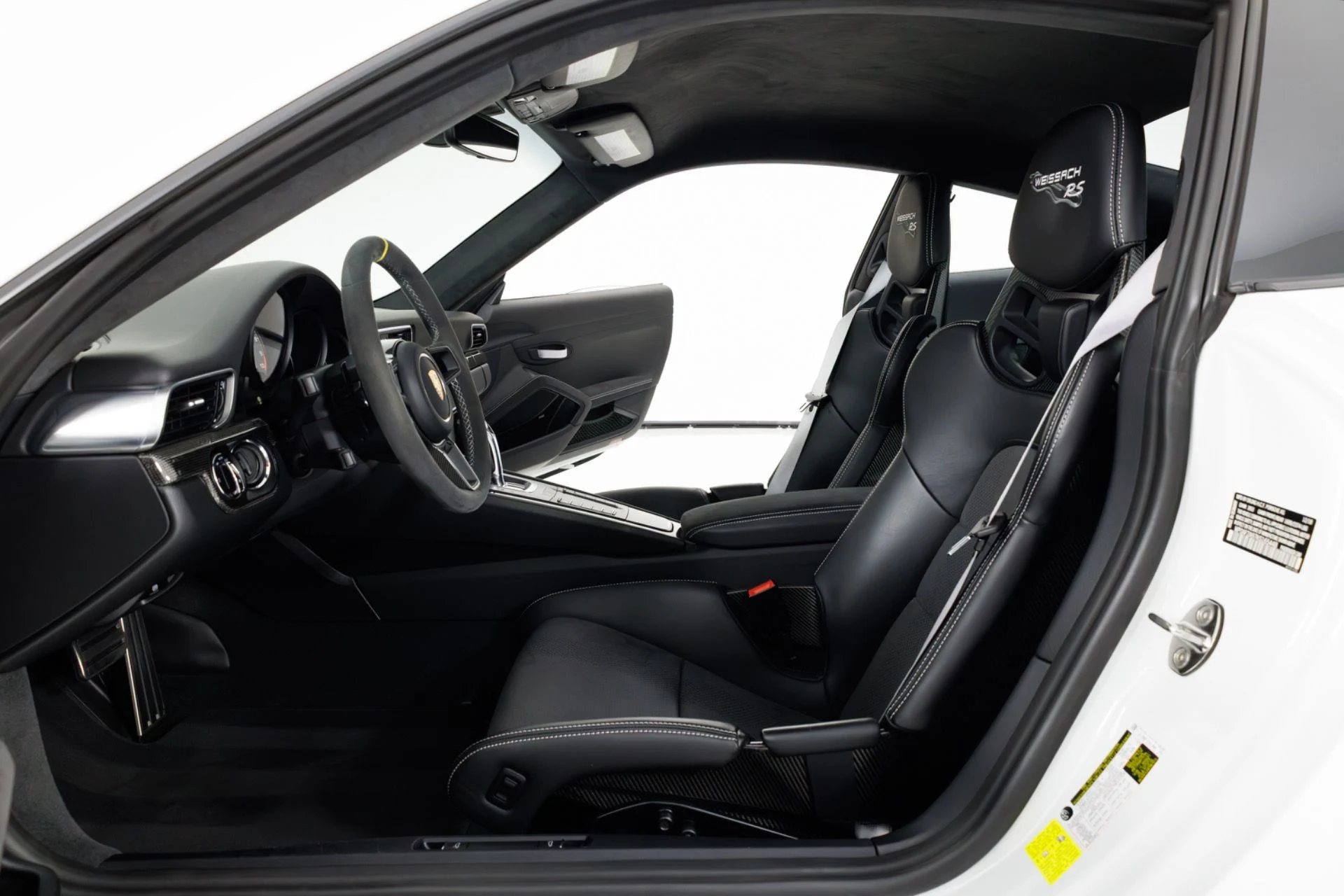 mph013_37329946_Used_2019_Porsche_911_GT_3_RS_1774651722_aa305be22b