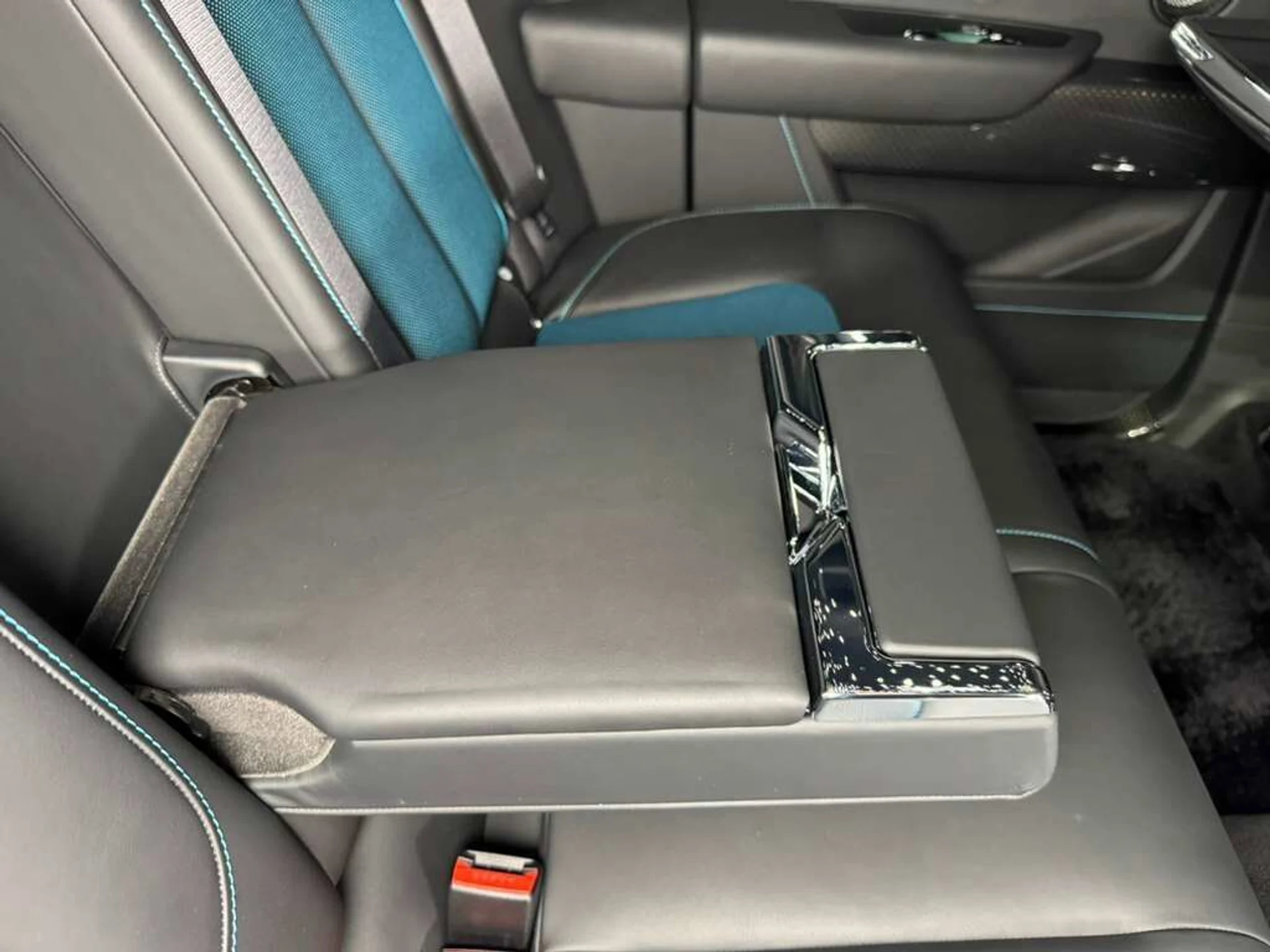 mph013_3752217503_6f0e68135effd4259b41a23f742d86d3_f57b379514