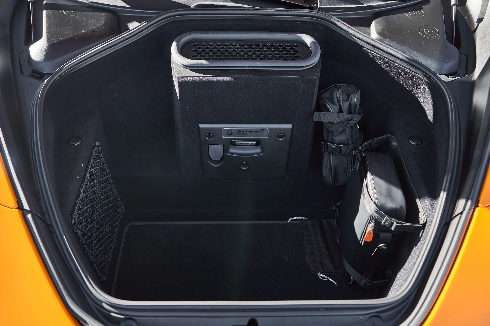 mph013_3753797283_Used_2024_Mc_Laren_750_S_1765410637_ce8e5451de