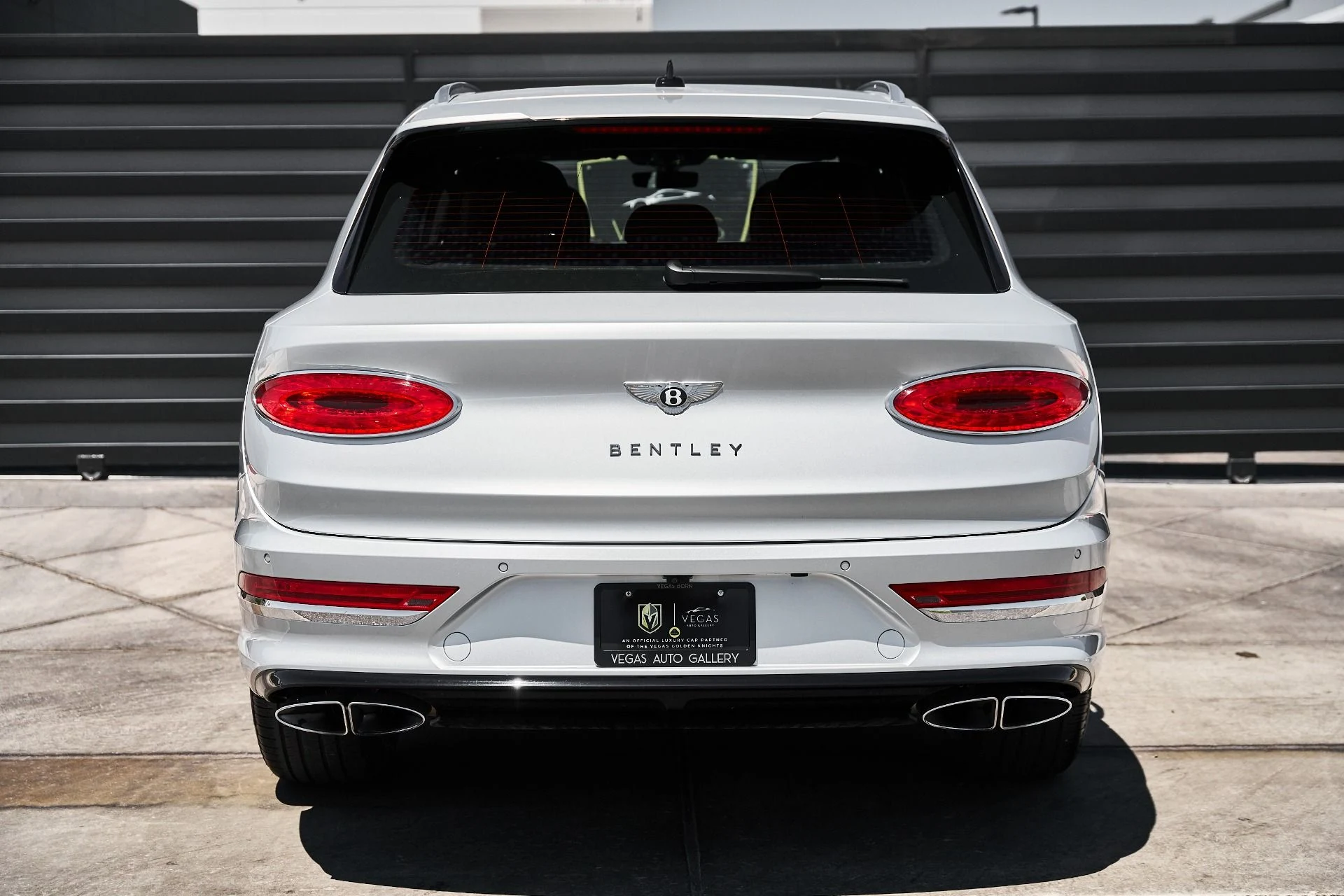 mph013_376698413_Used_2021_Bentley_Bentayga_V8_1781574924_e6fc4ca53b
