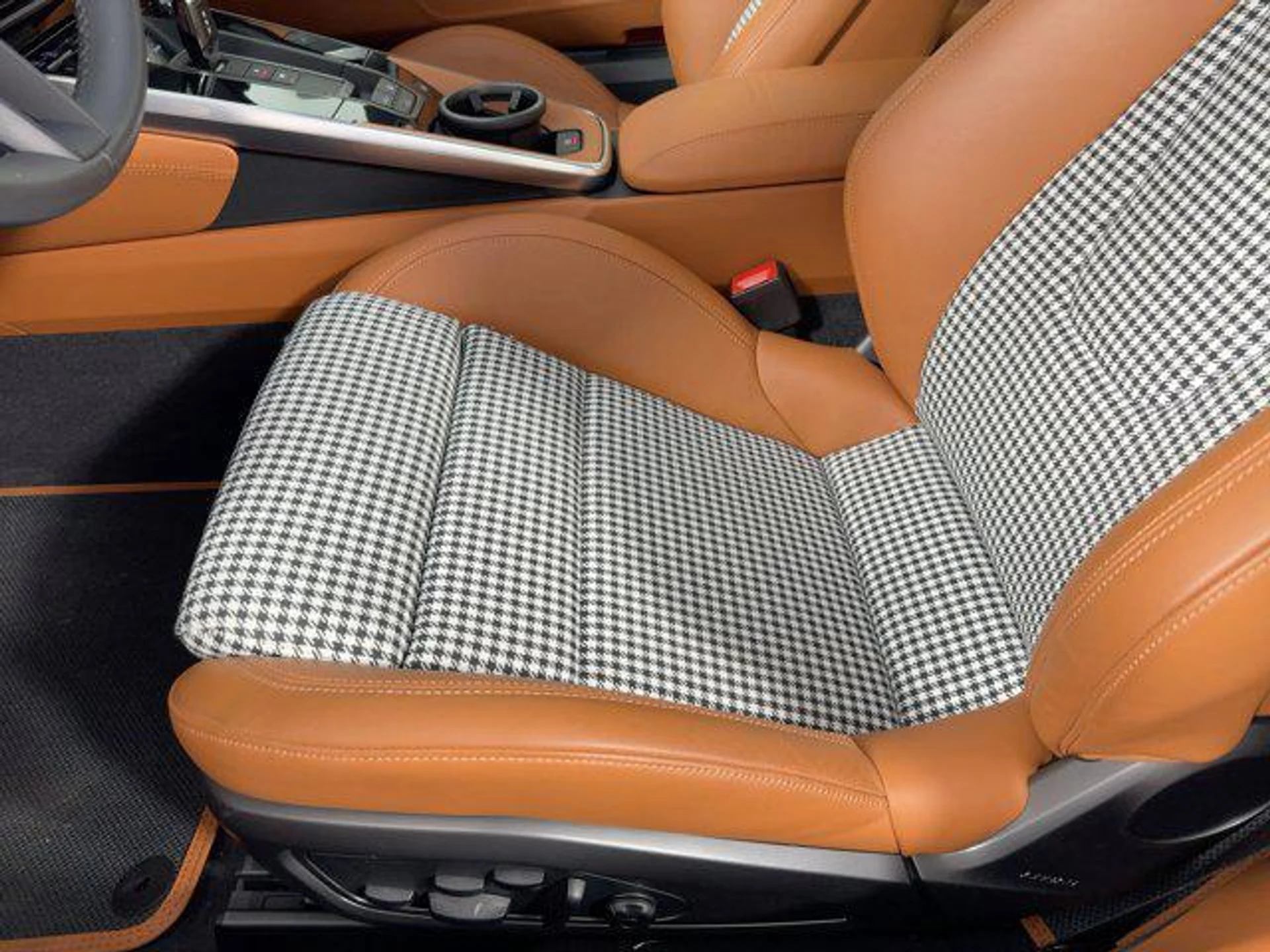 mph013_3771196458_HK_9_O2nxgy_Yhmsu_Jv_Yf_Gu_Hf_A56_g_01fbba2589