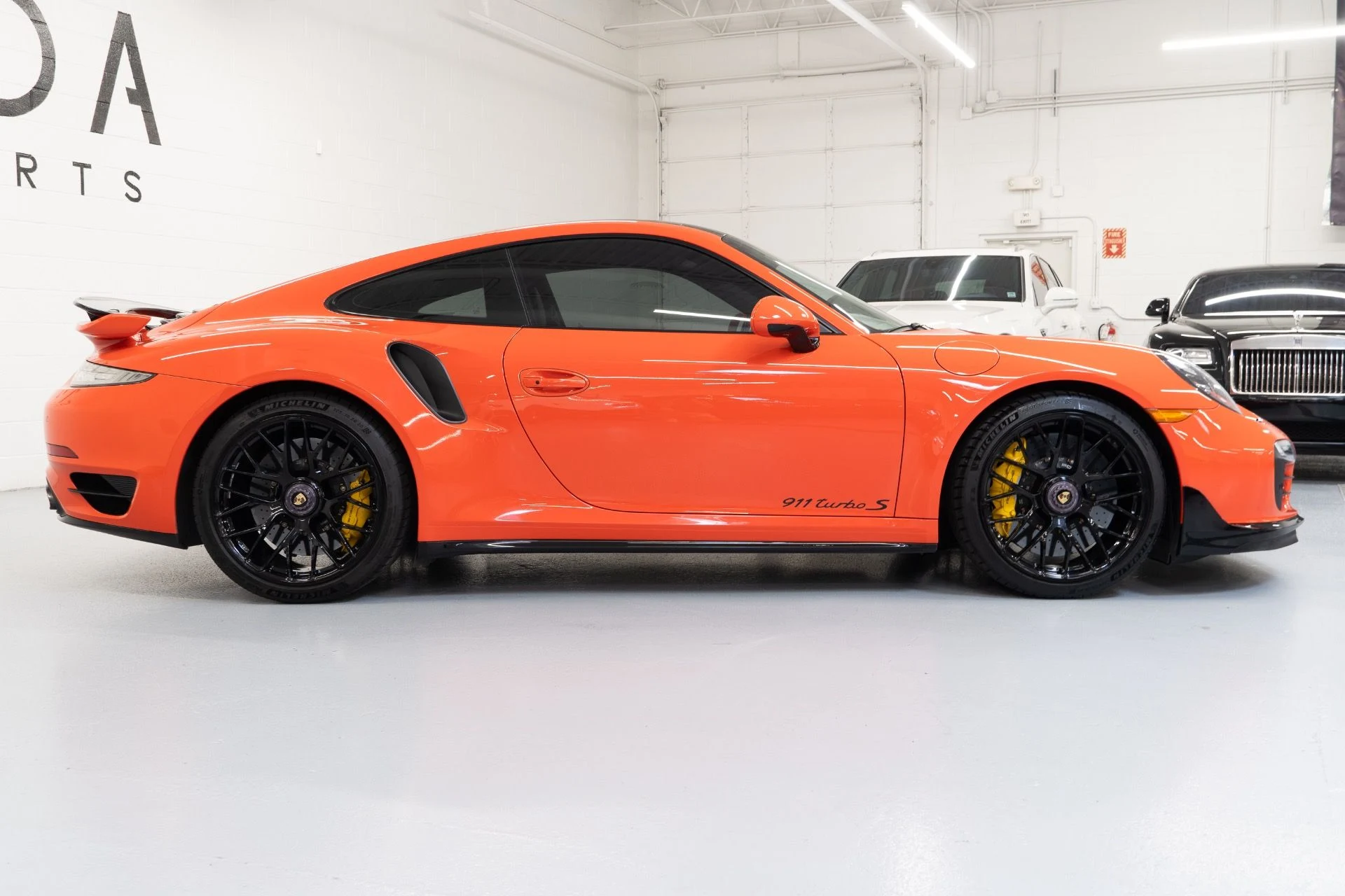 mph013_377257031_Used_2016_Porsche_911_Turbo_S_1752691183_764b74b0de