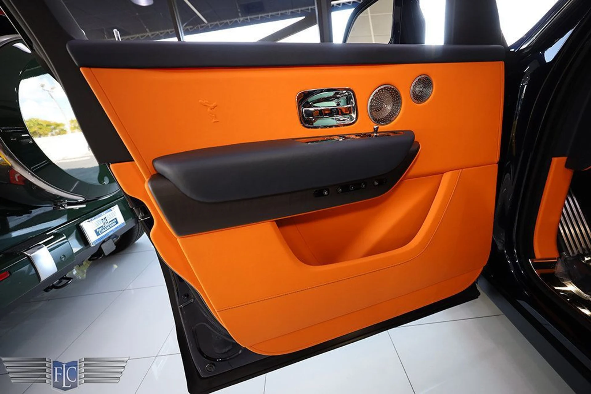 mph013_3773971059_used_2023_rolls_royce_cullinan_sportutility_6305_22995243_14_1024_02171d49ce