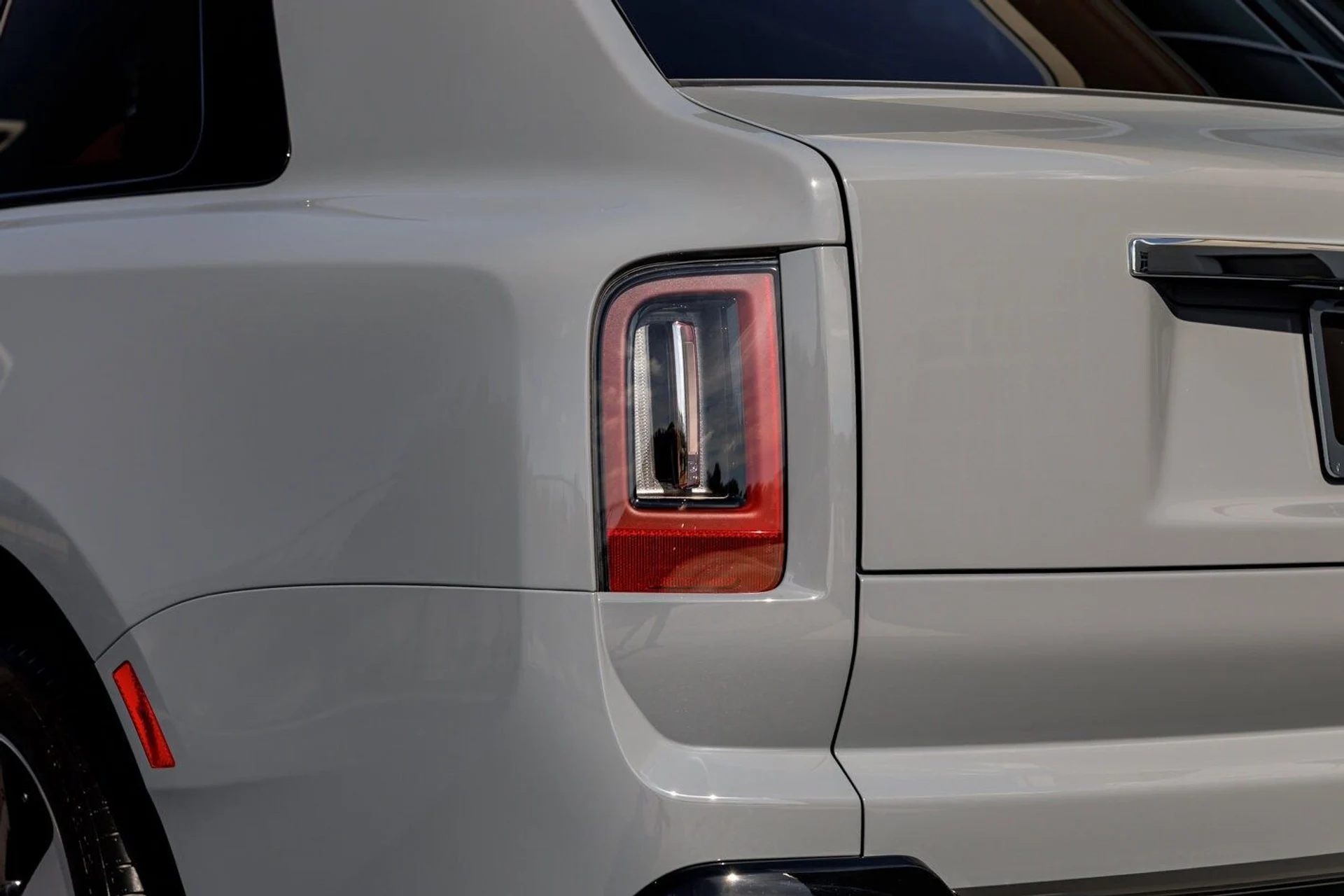 mph013_3784987725_e3adca2e23eea862a662d0c1645bf944x_4cd00b23ed