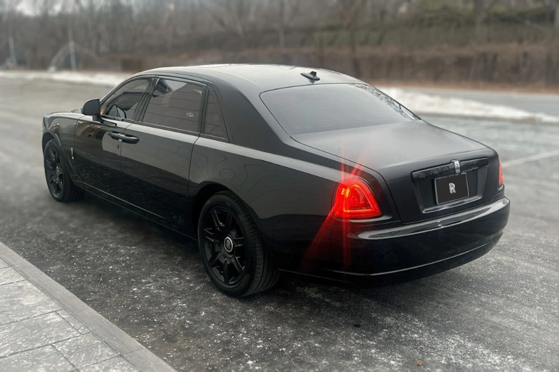 mph013_3788295476_Used_2015_Rolls_Royce_Ghost_EWB_Series_II_EWB_1767896521_e79782c56e