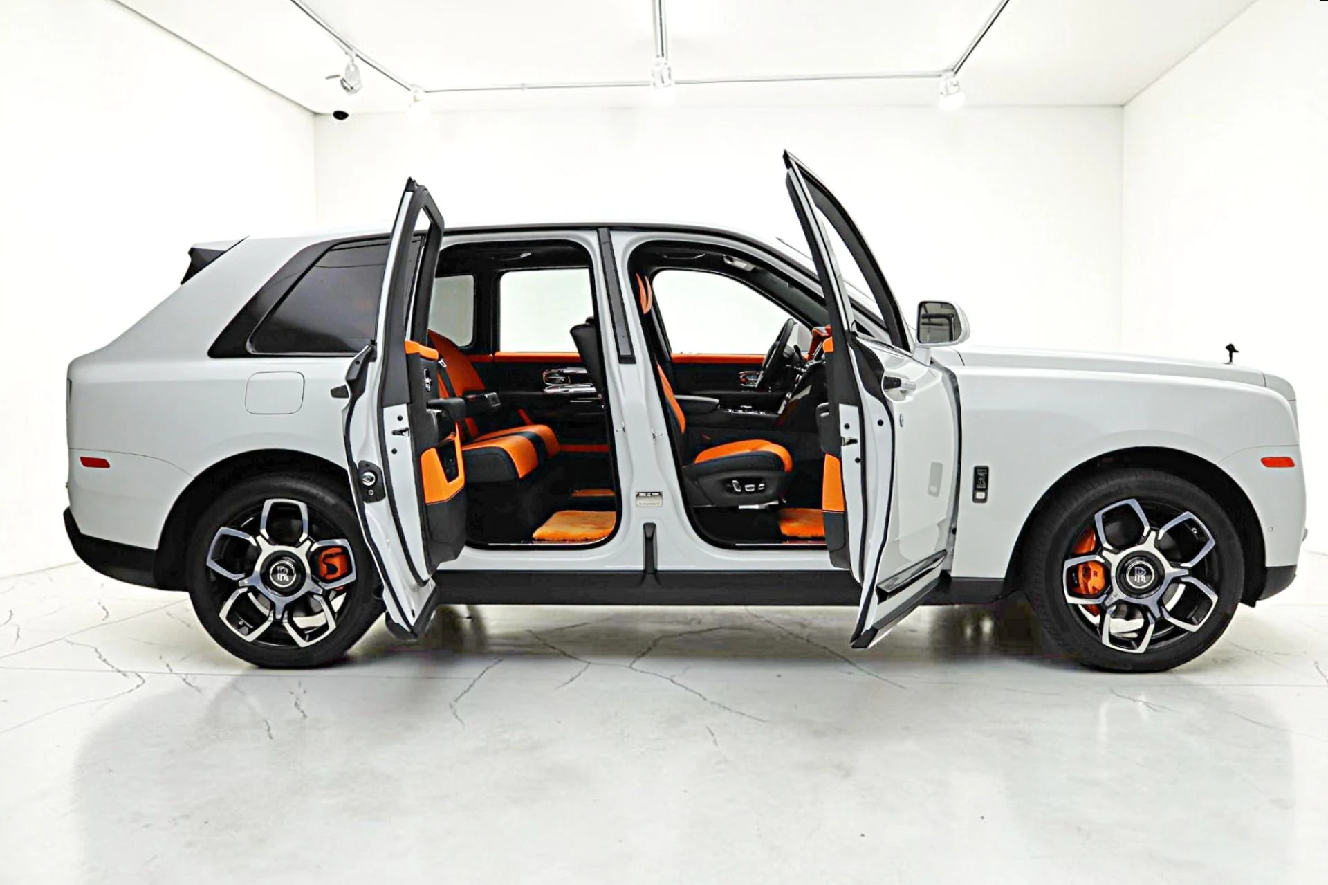mph013_3790095472_Used_2023_Rolls_Royce_Black_Badge_Cullinan_LEASE_OPTIONS_AVAILABLE_4692089ae4