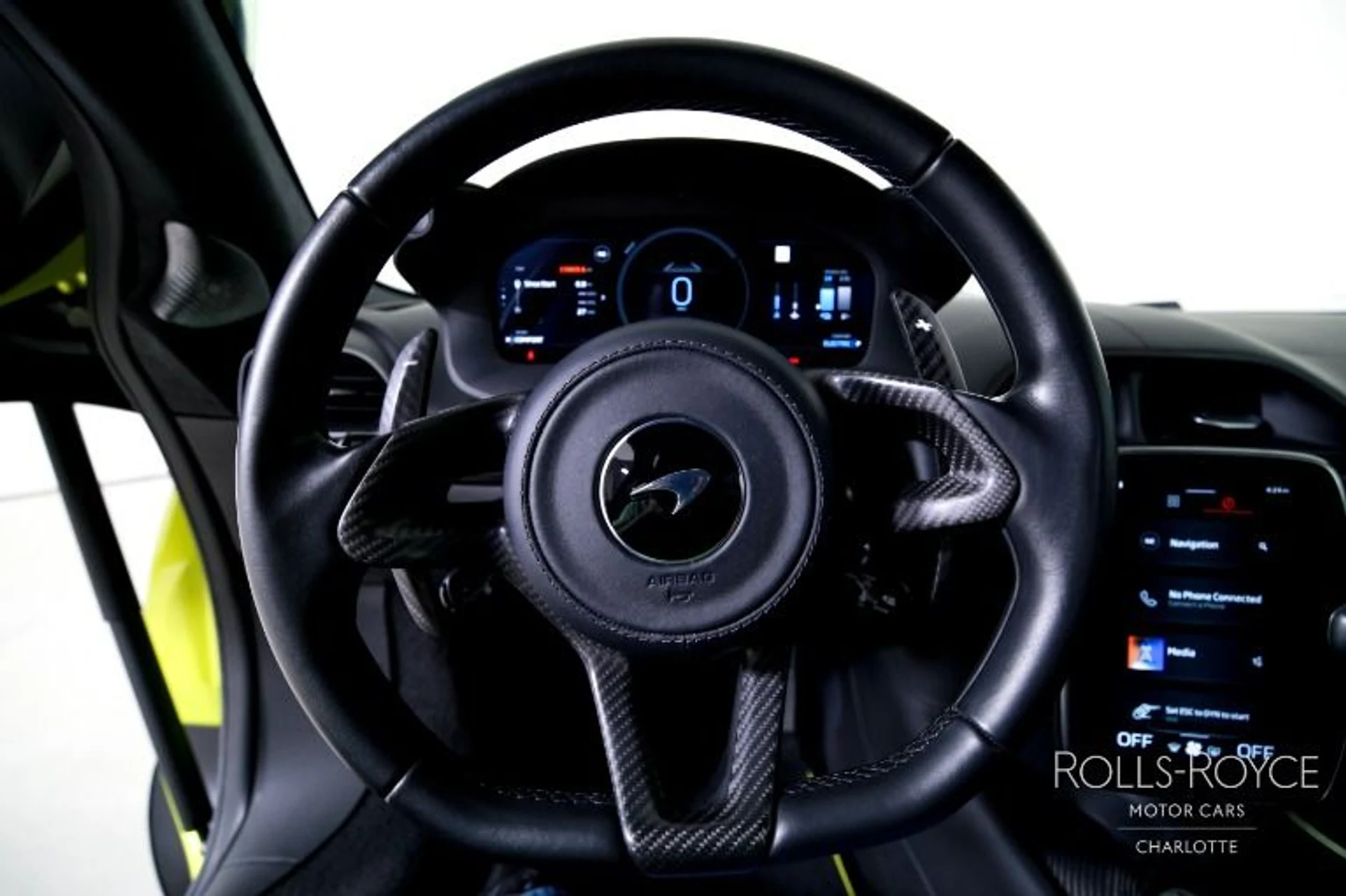 mph013_3798685660_Used_2023_Mc_Laren_Artura_7ae1a1f52f