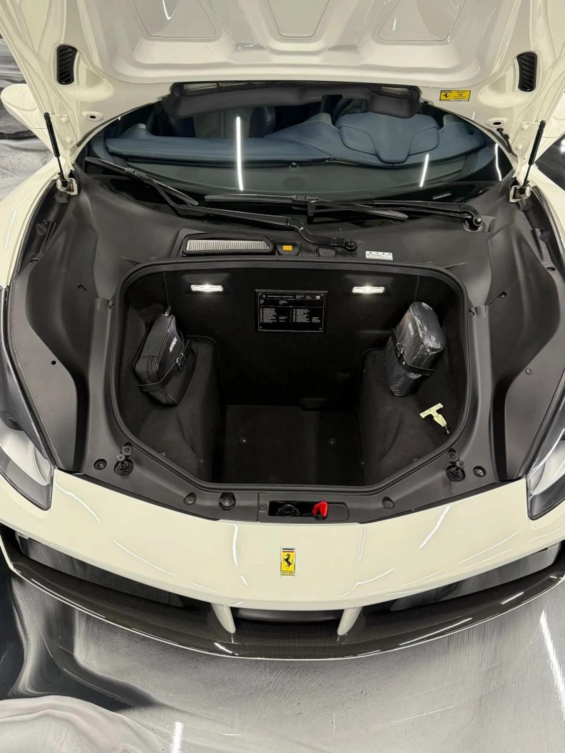 mph013_3800339375_202508_d10ba3186d45497b91f502a5707fd754_f9bc067f32