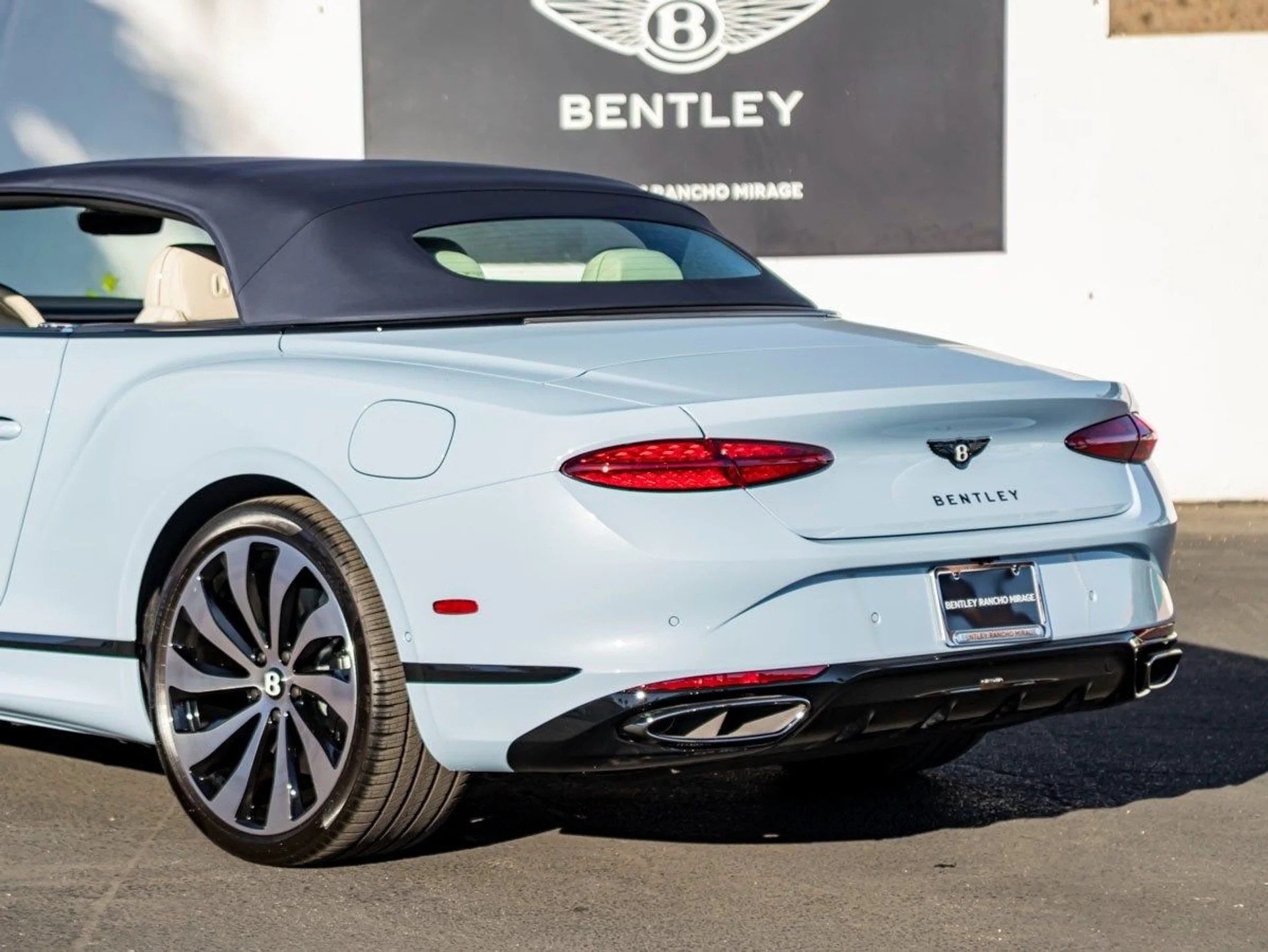 mph013_3801320304_14_b74bf65593