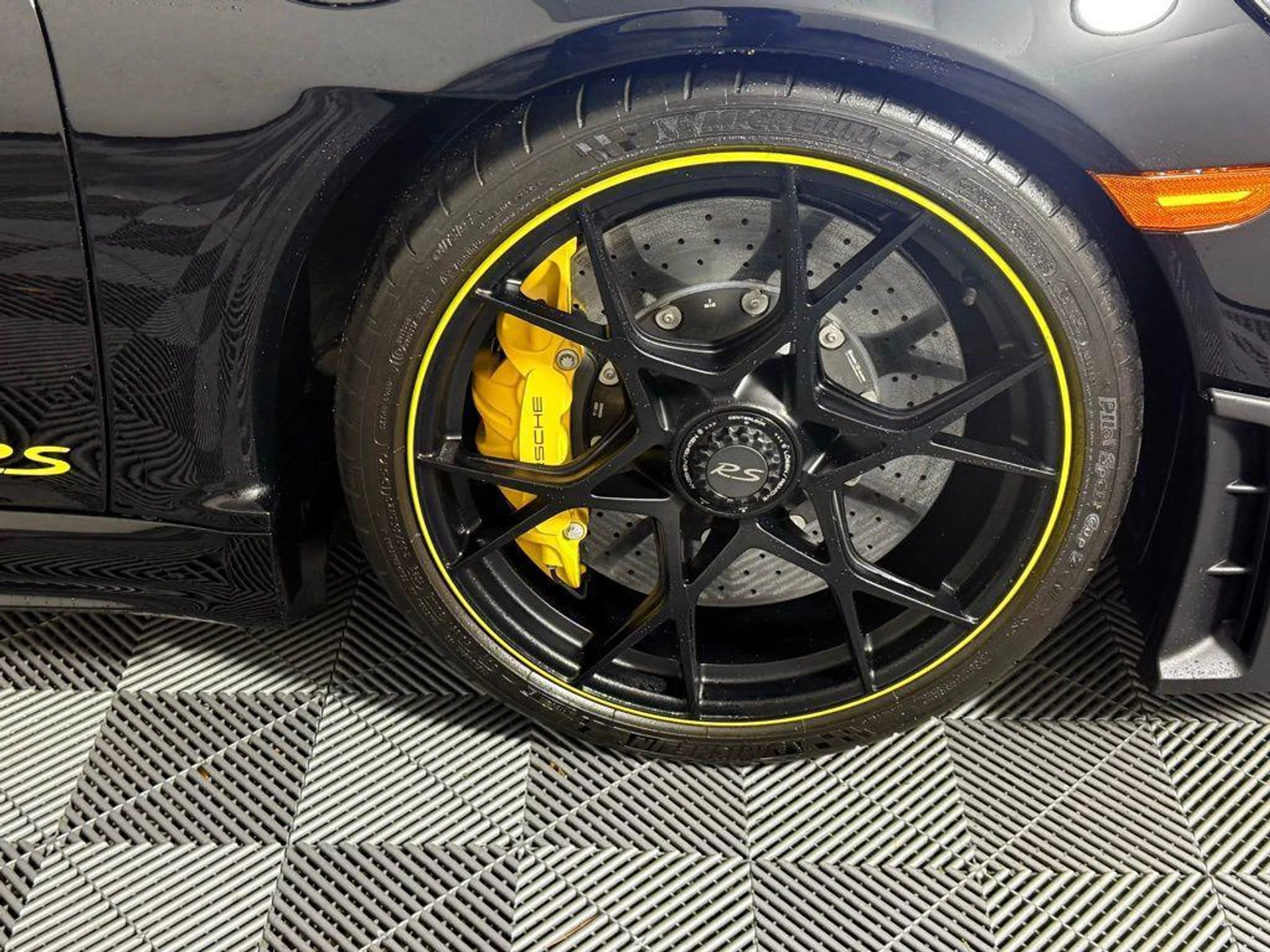 mph013_3811861816_r_G_Xei_LA_7_Eeu_Pa8_Kq_C_t_Q1_IH_Yd_O0_8d79d5b361