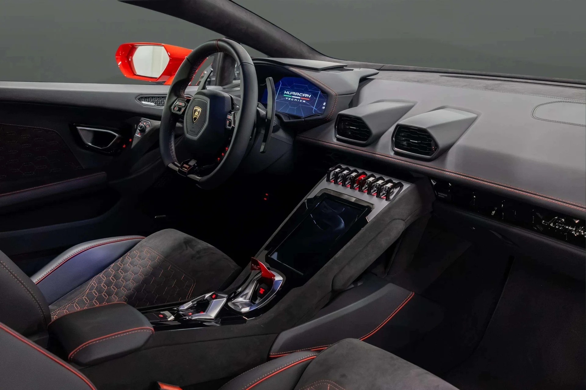 mph013_3813626196_2d134c93_9b3d_4ad8_9887_18b7944de89e_202320_Lamborghini20_Huracan20_Technica2028_ZHWCB_6_ZF_5_PLA_2458729_15_c5202b4e06