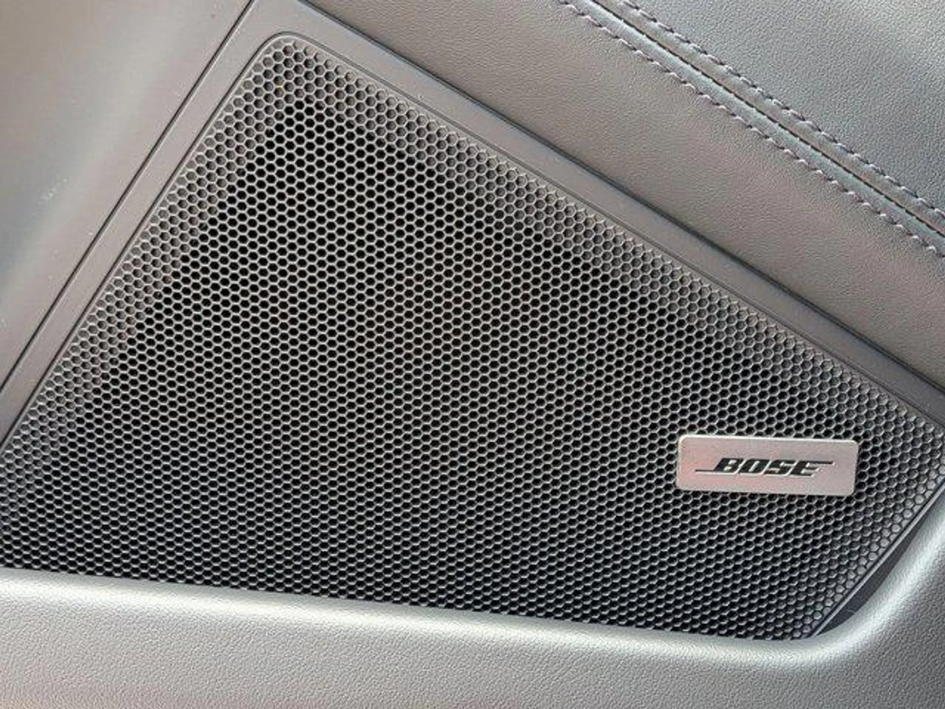 mph013_3827095292_Og_Ojv_Y4v41_I_Mx_YE_Neyf_JMX_R_Vo_23d6f1d472