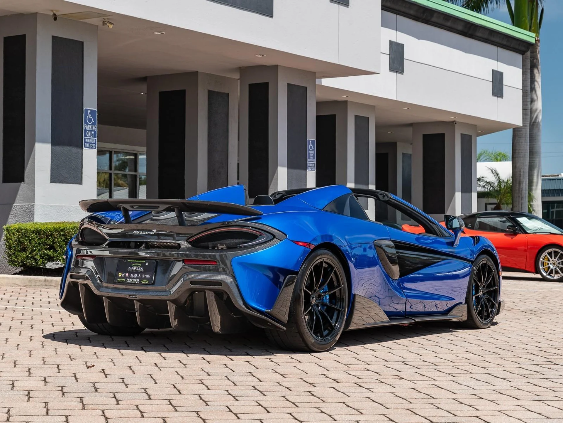 mph013_3828638753_Used_2020_Mc_Laren_600_LT_1754582723_7b7e70706b
