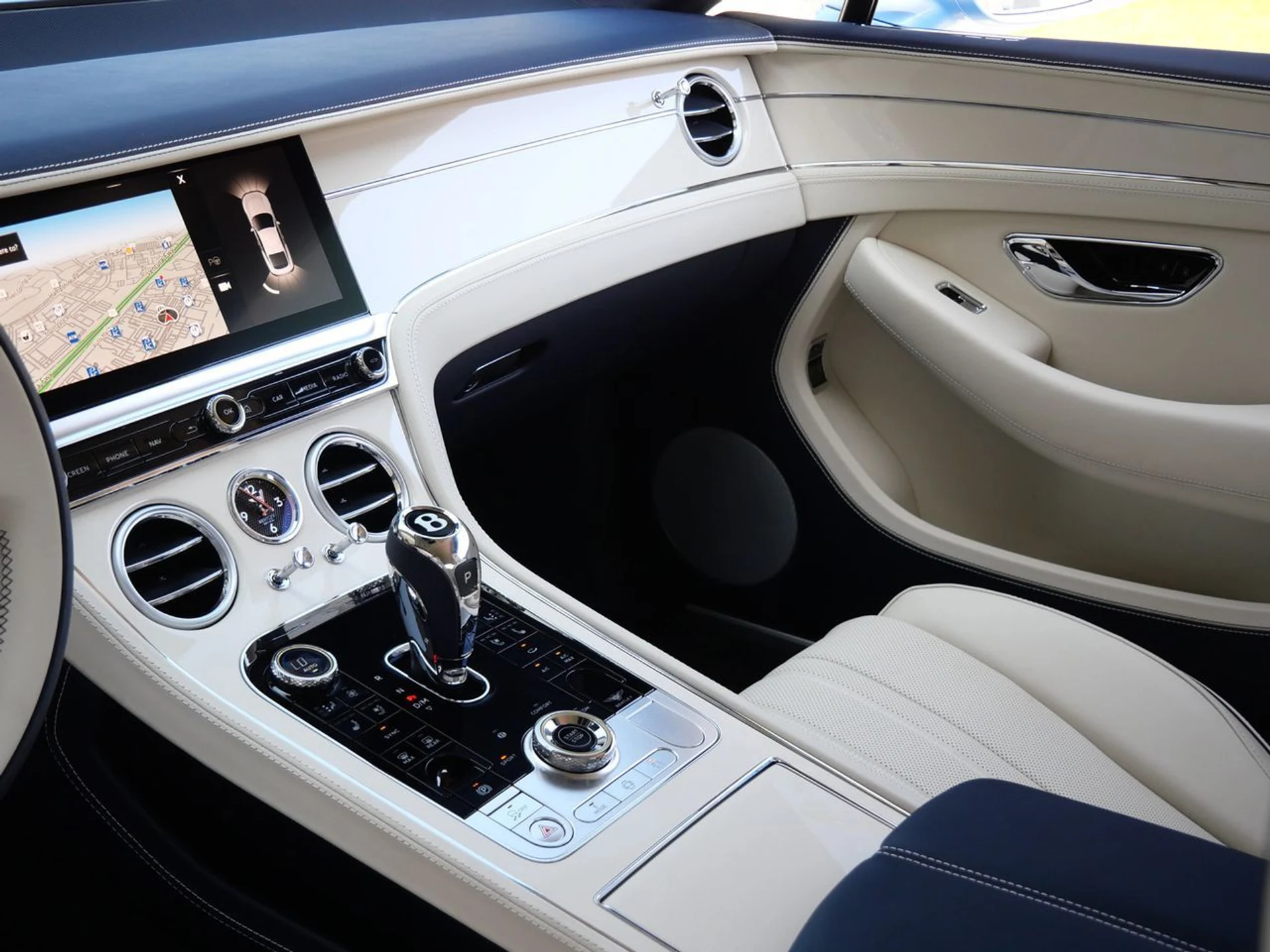 mph013_3831254009_930488f80b8756bca2b89788652ef5b0x_aae23570b4