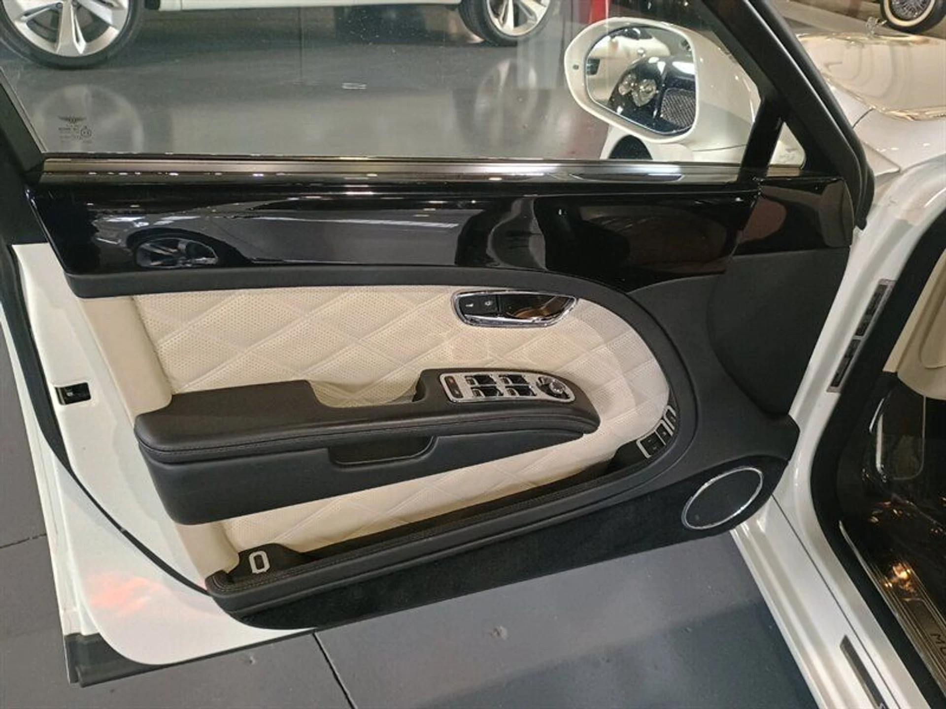 mph013_383293012_03df2f547c_800_170f89a823