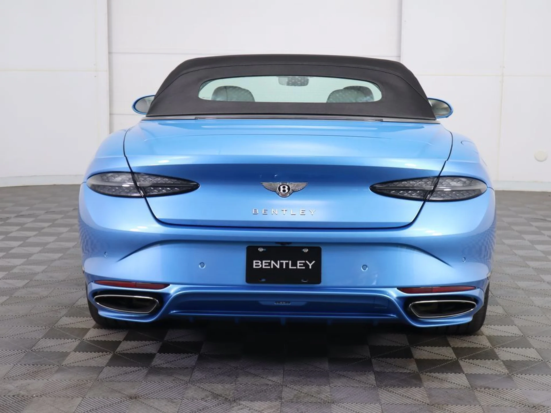 mph013_383401147_used_2025_bentley_continental_gtspeedconvertible_8119_22941730_14_1024_a67899c838