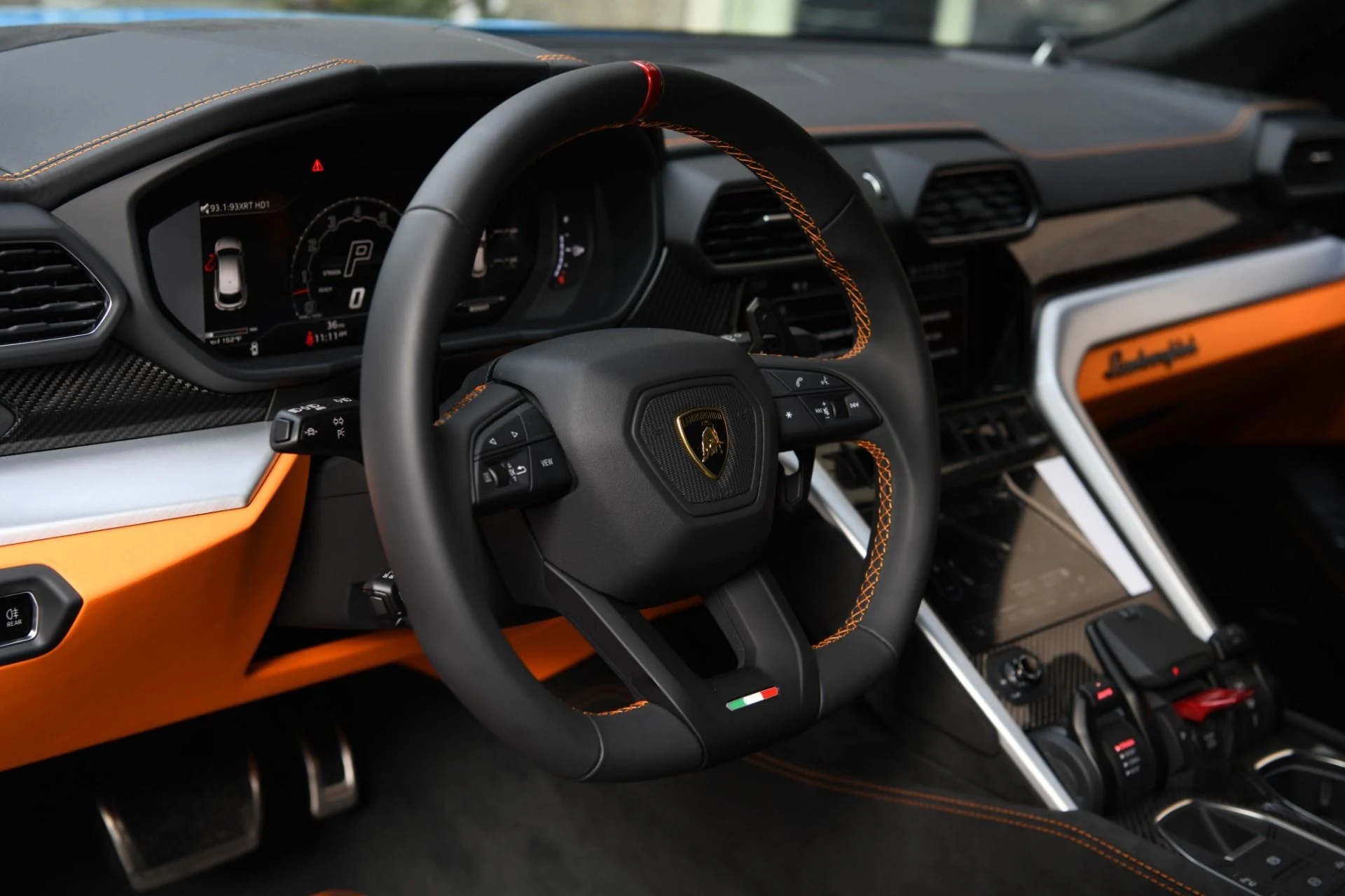 mph013_3837027454_Used_2024_Lamborghini_Urus_S_1739051086_0215febc6b