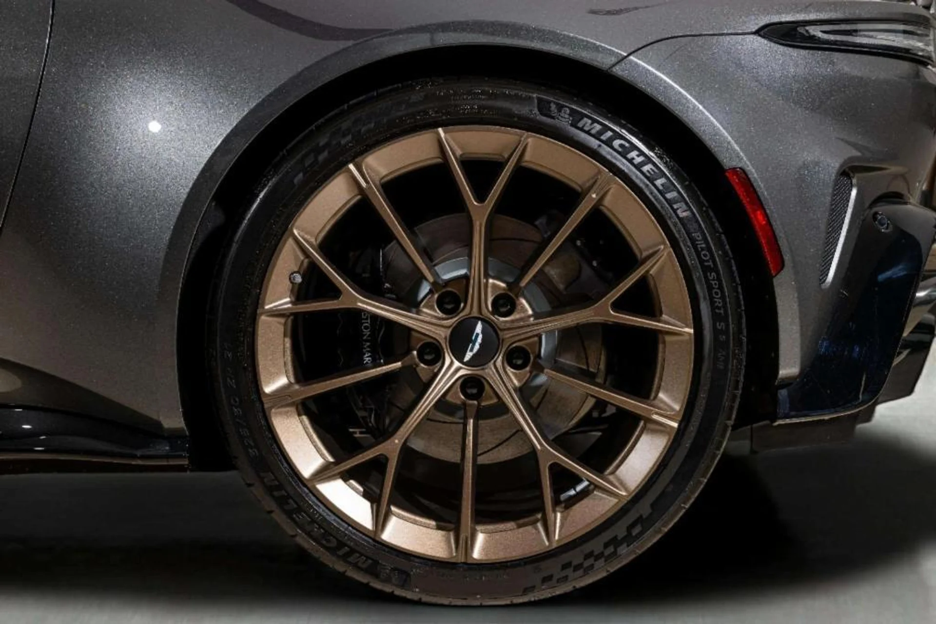 mph013_3840014451_0v_Tk_Lx2mg8_LL_Sye_T_Tw8f_KT_4j7w8_7ee0839ca0