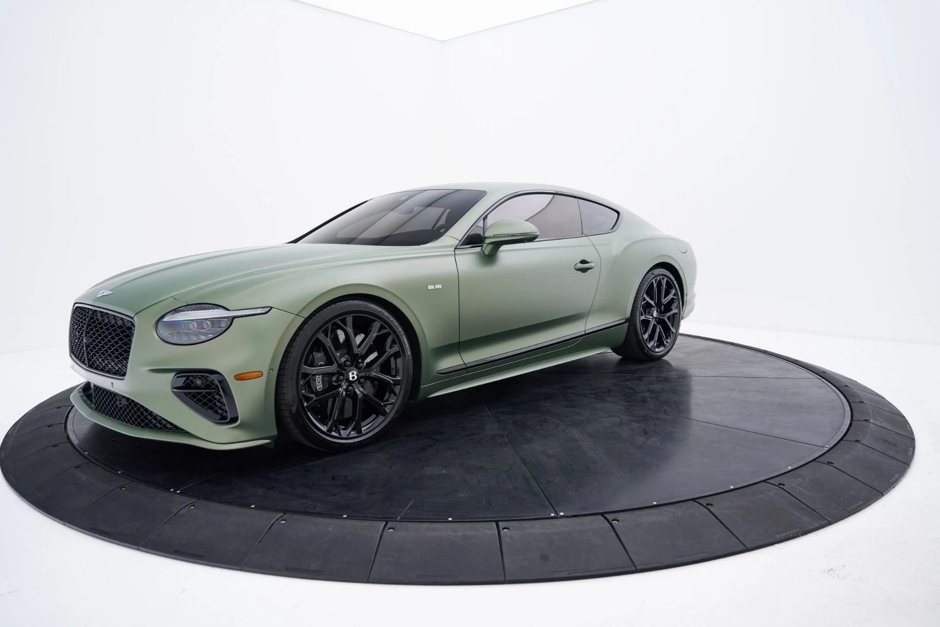 mph013_3841916212_Used_2025_Bentley_Continental_GT_Speed_1793210684_9e9e63ed19