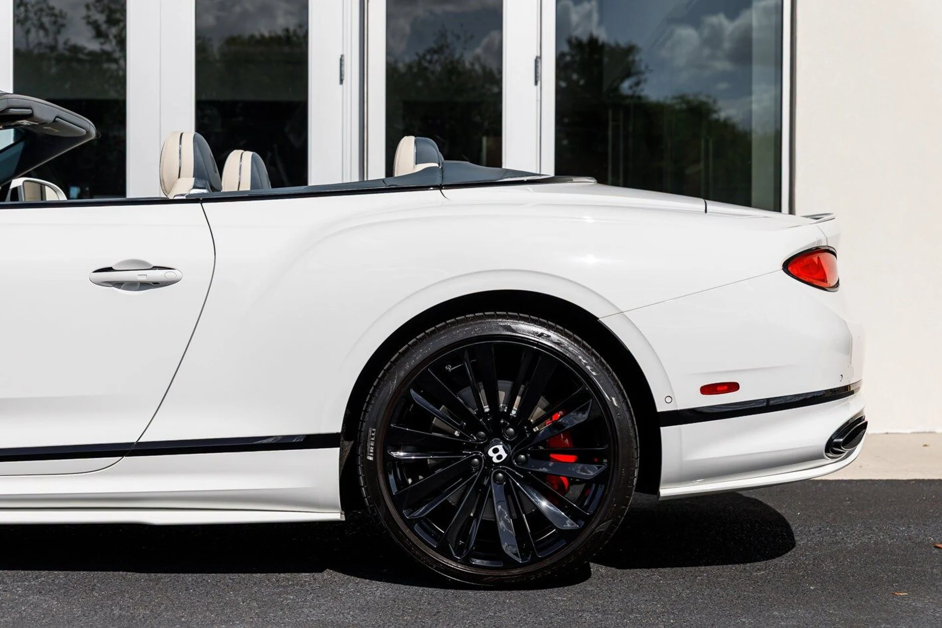 mph013_3846906403_4d79bd18c189b8a7fafb443a7fb7e61dx_6de1e3de4b