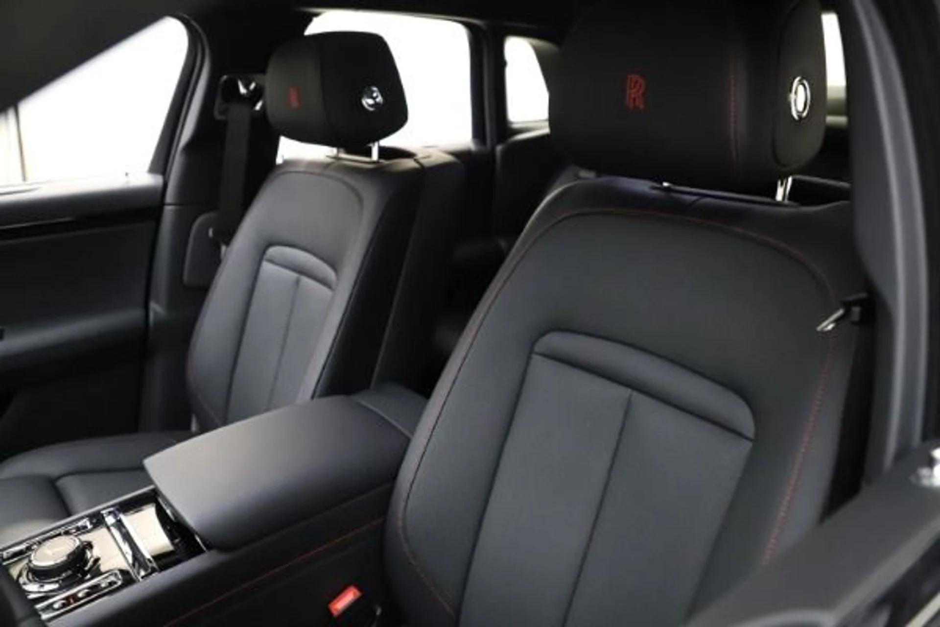 mph013_3847068609_Used_2021_Rolls_Royce_Ghost_869410a464