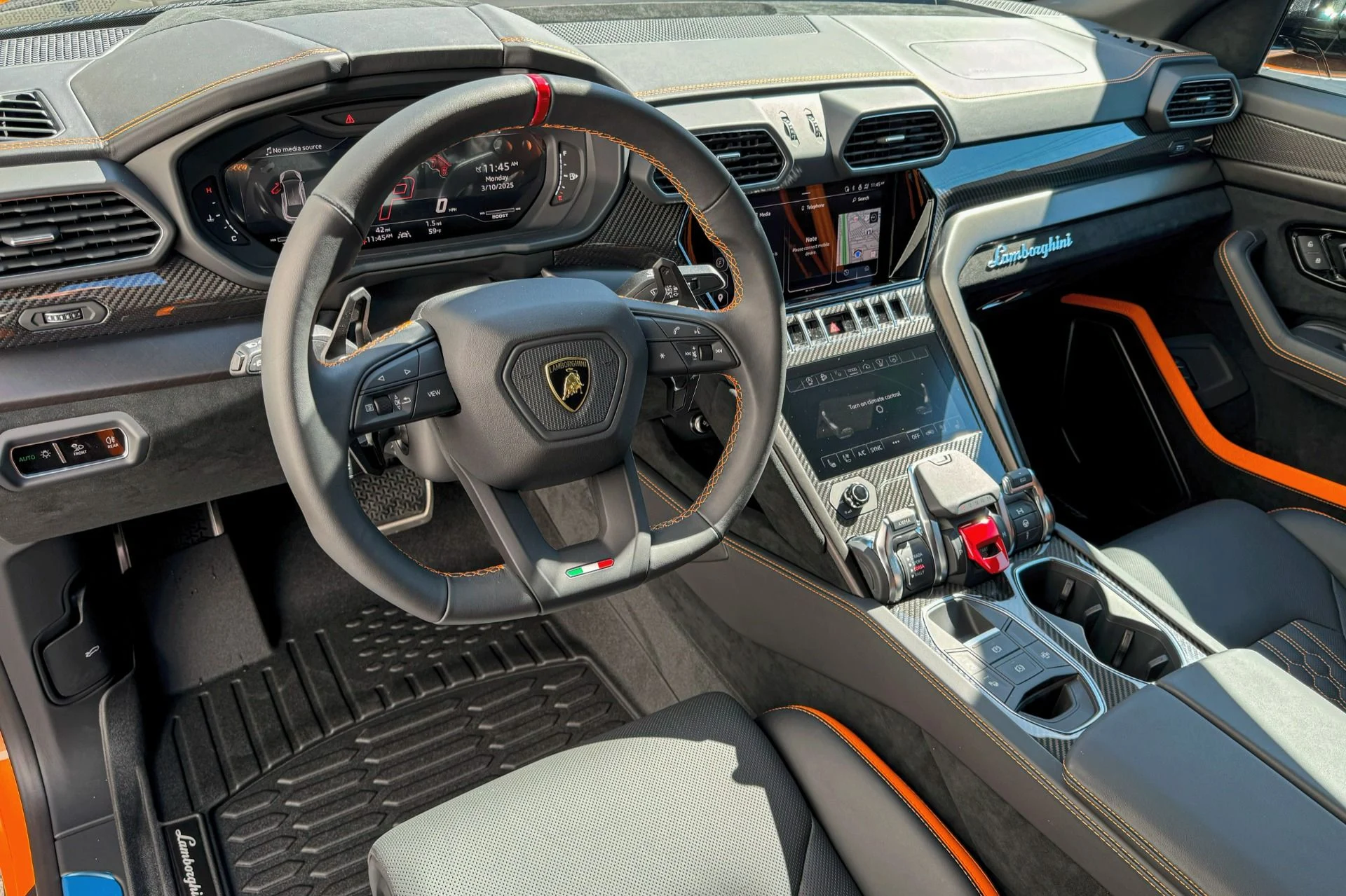 mph013_3856326065_Used_2024_Lamborghini_Urus_Performante_1741676179_b9d3f00bfb