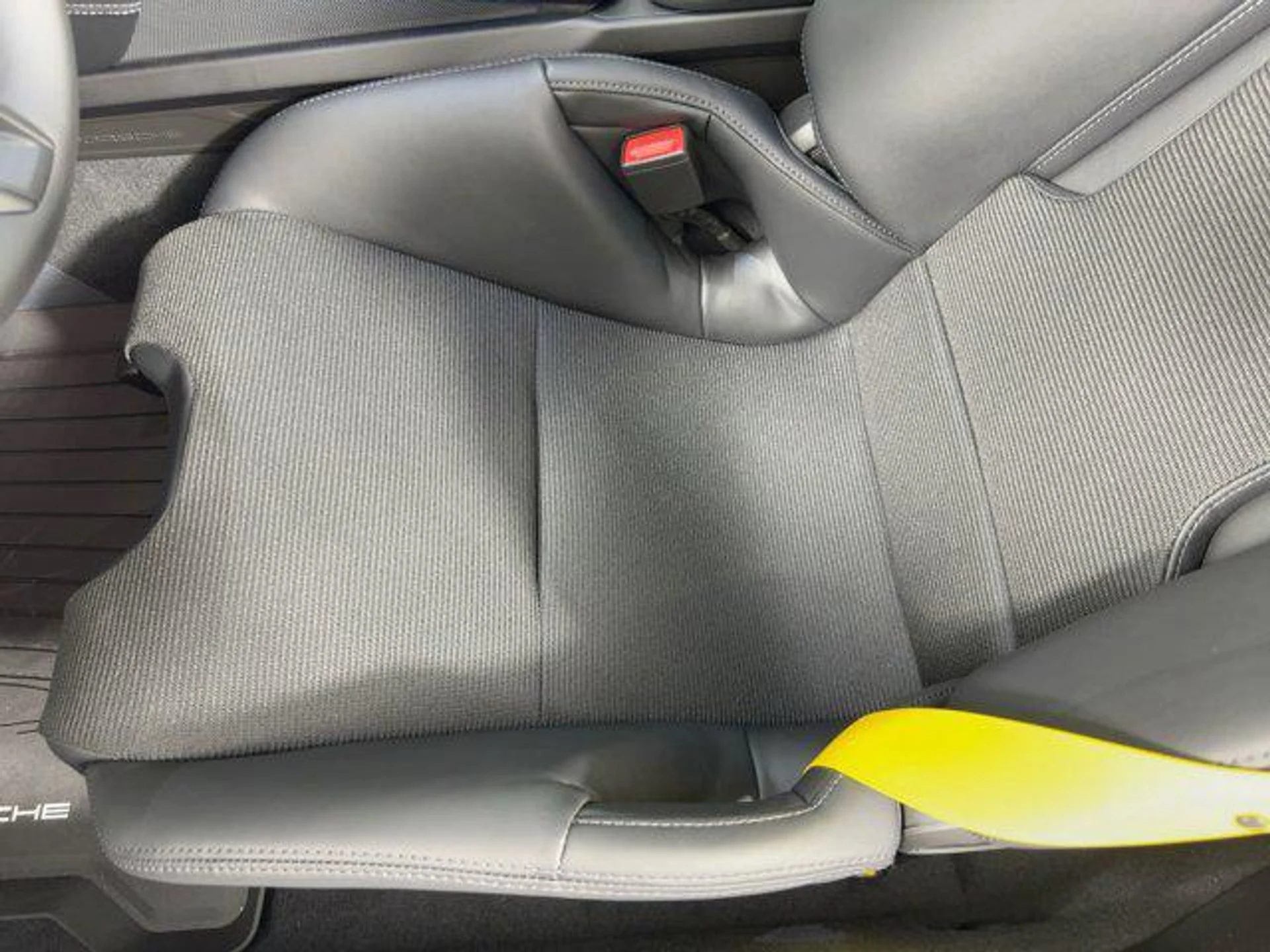 mph013_3857275420_Zh_FLR_61_P1_F5d_D5_G_Do_R_Vugm_HUTLU_ebbd751f12