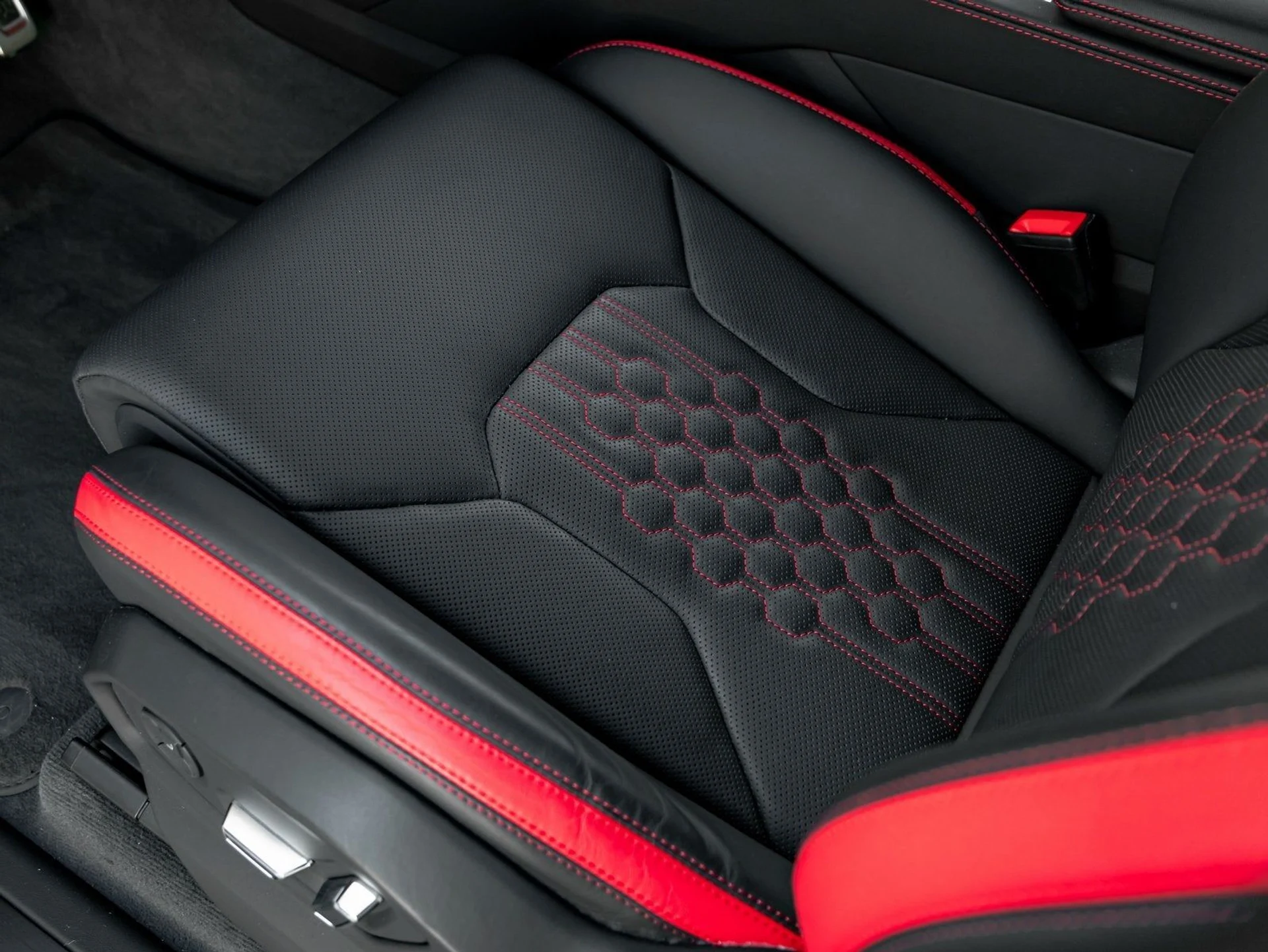 mph013_3857867179_14_1ac0660702