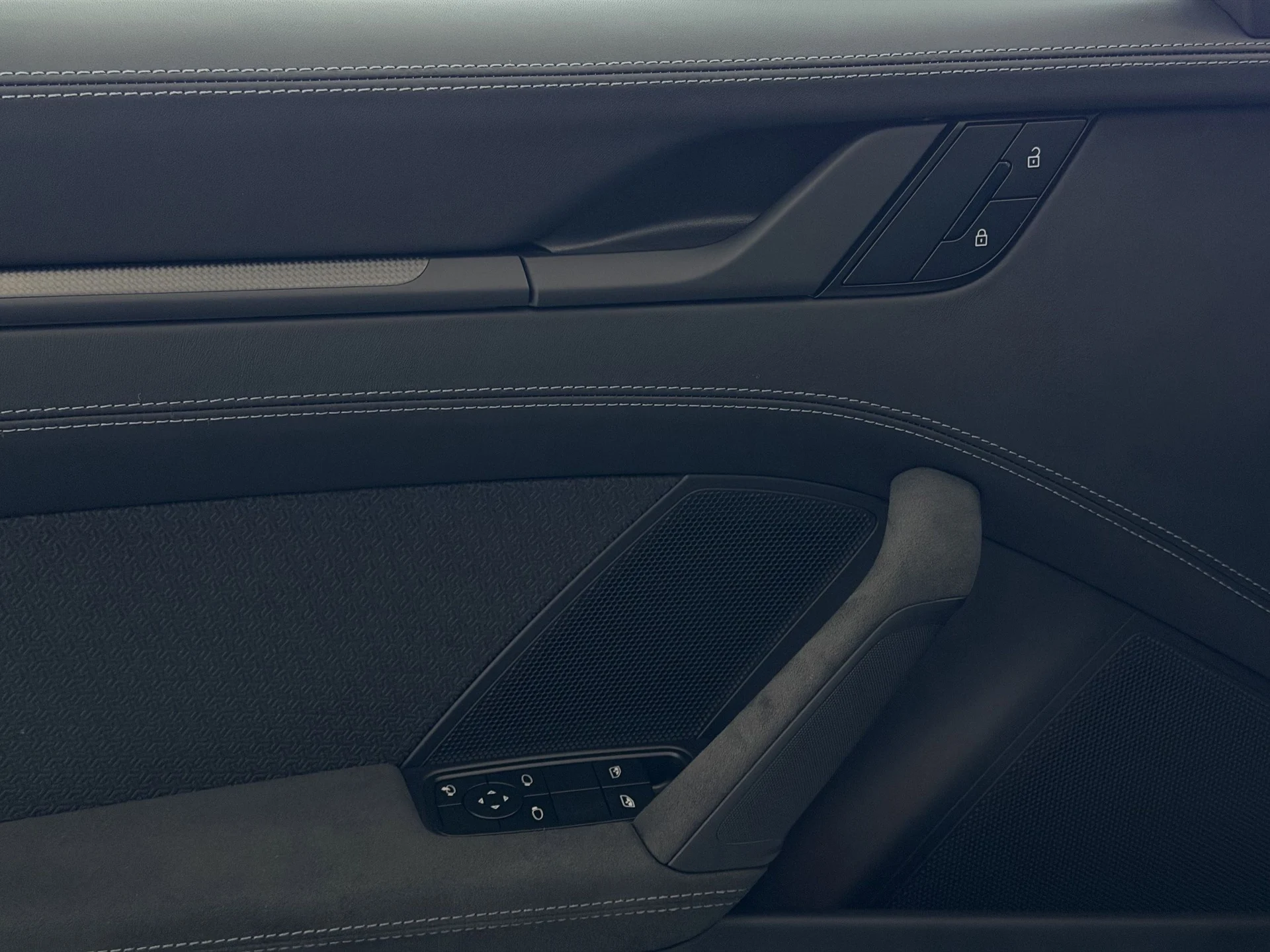 mph013_3867831293_32bc4289293d8e344c4edfa4fafeb978x_91d9f6d9e6