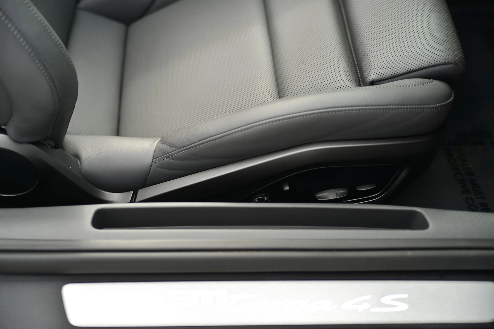 mph013_3881366242_6cc83a9493e6a9d494a91d4b6730fb29x_e4a2dec311