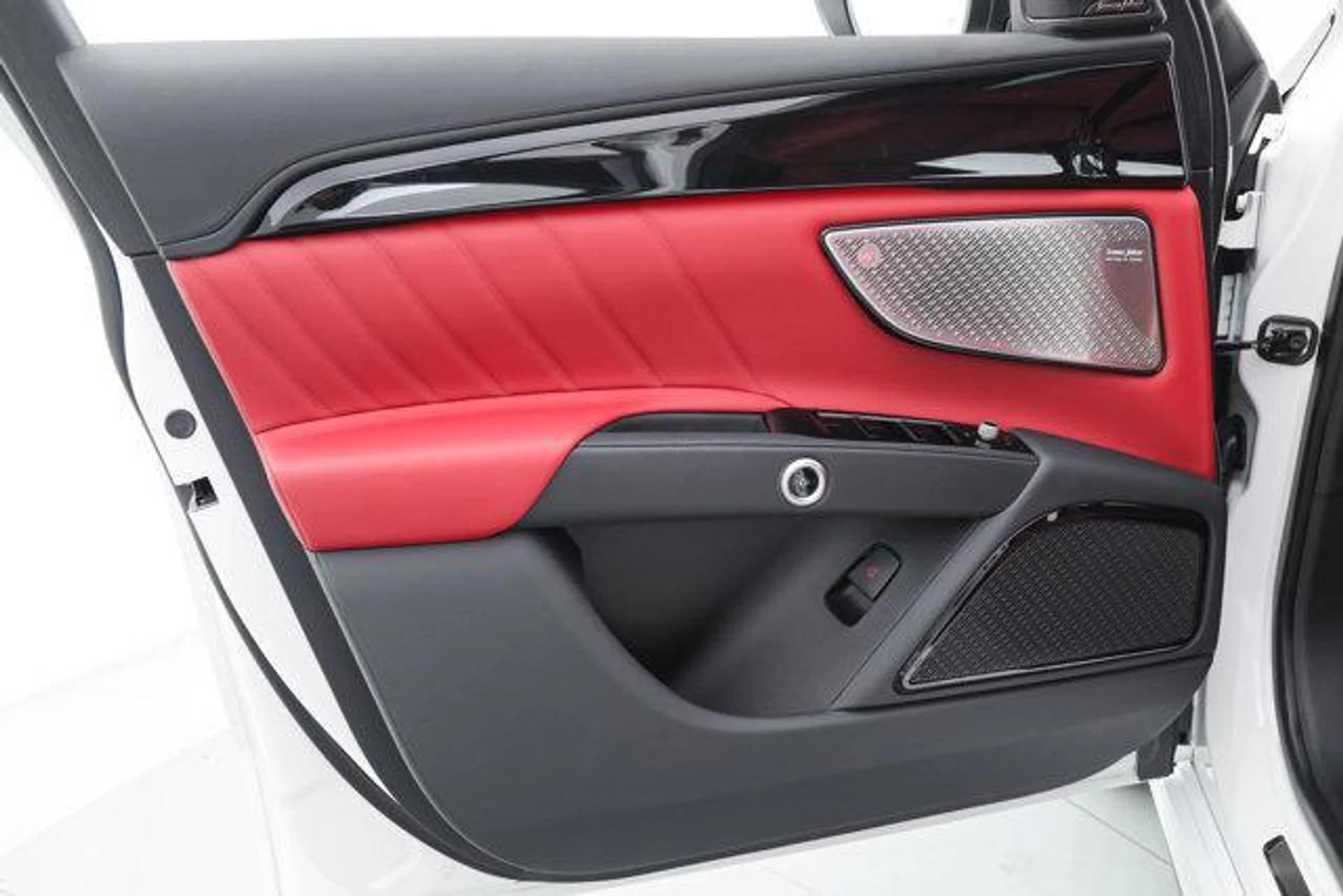 mph013_3899781402_Gb_A3yg_Zy_U_Ov_VJ_4_O_Nps2_Yiyr_QFEU_4f2db27253