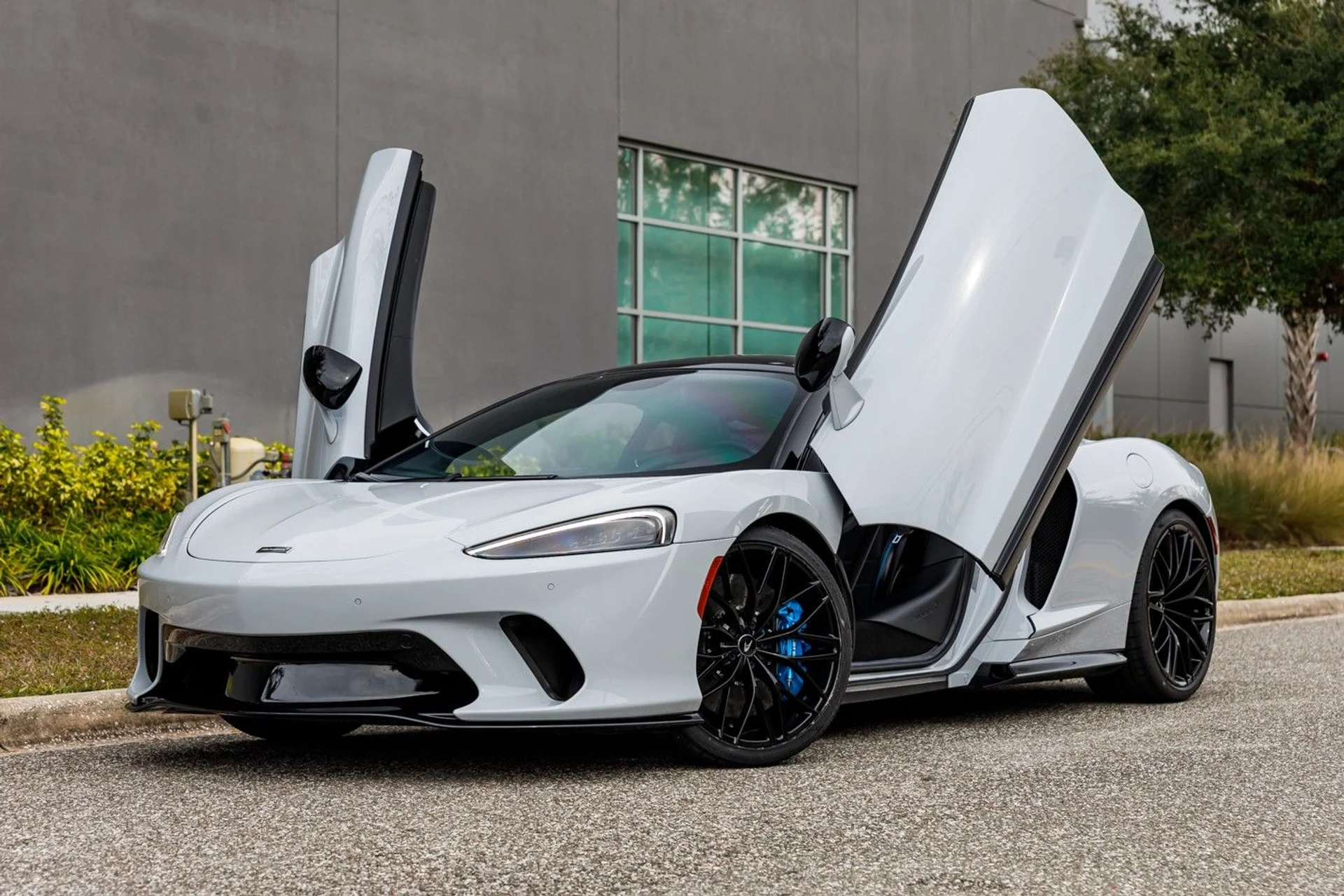 mph013_3919000014_642_p14_l_1f6cfcb59f