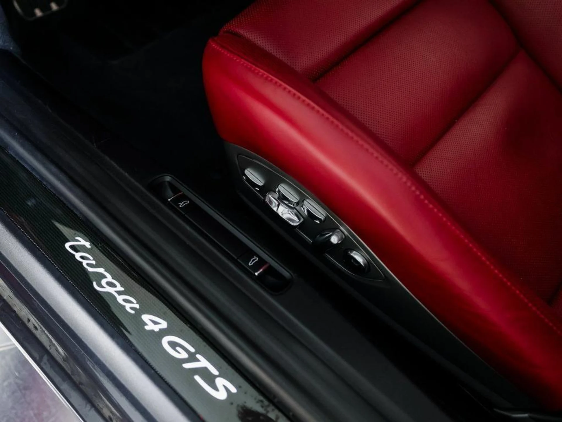 mph013_3924696277_G_Ee_Fm_R3e1ye_Fdcwd_Z2vh_I8_OW_i_Y_51fe5e92be