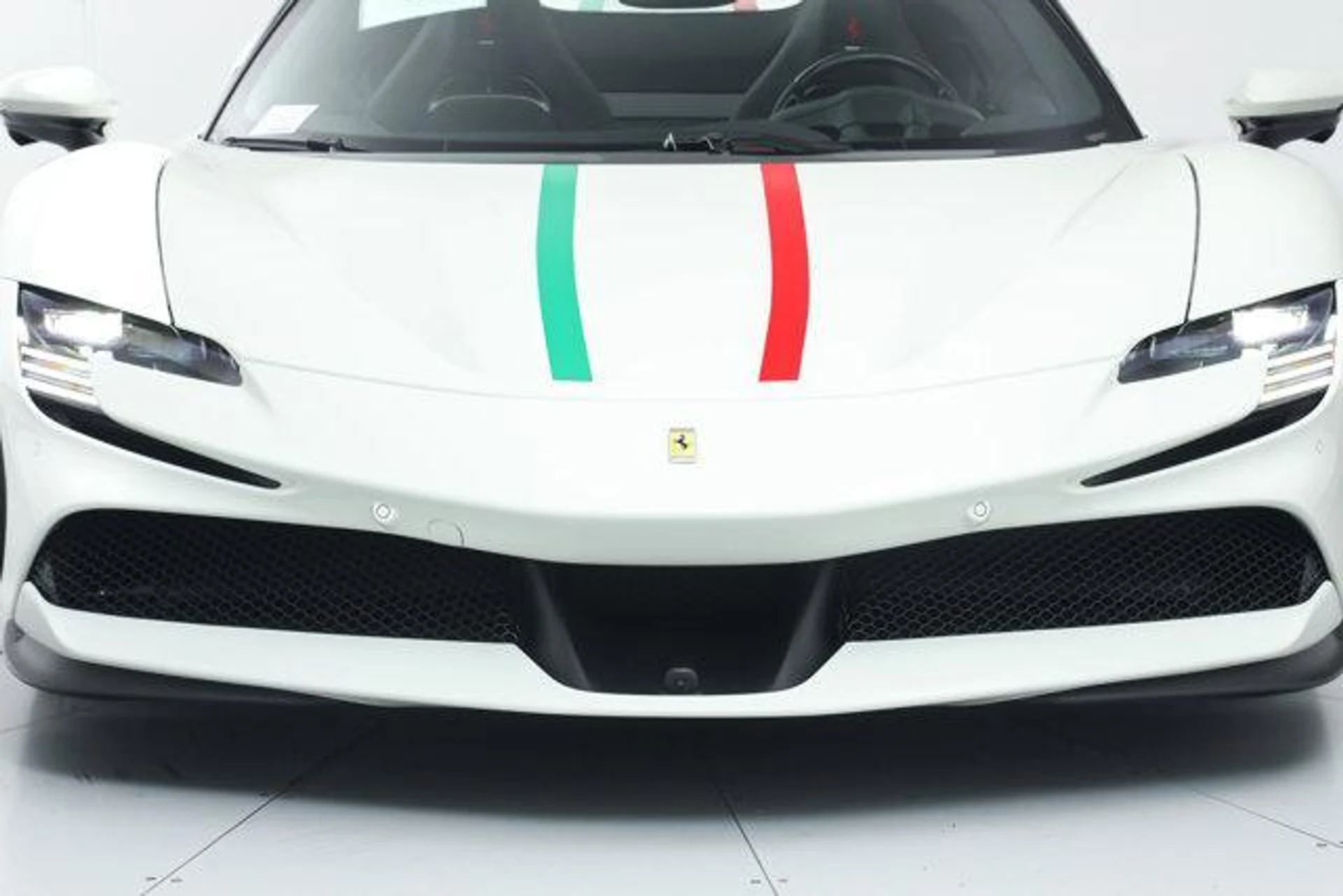 mph013_392501866_V_9o_N5_C2_J_Pgcx_H_c_Jhi8_U_u_I_qk_05e252ab20