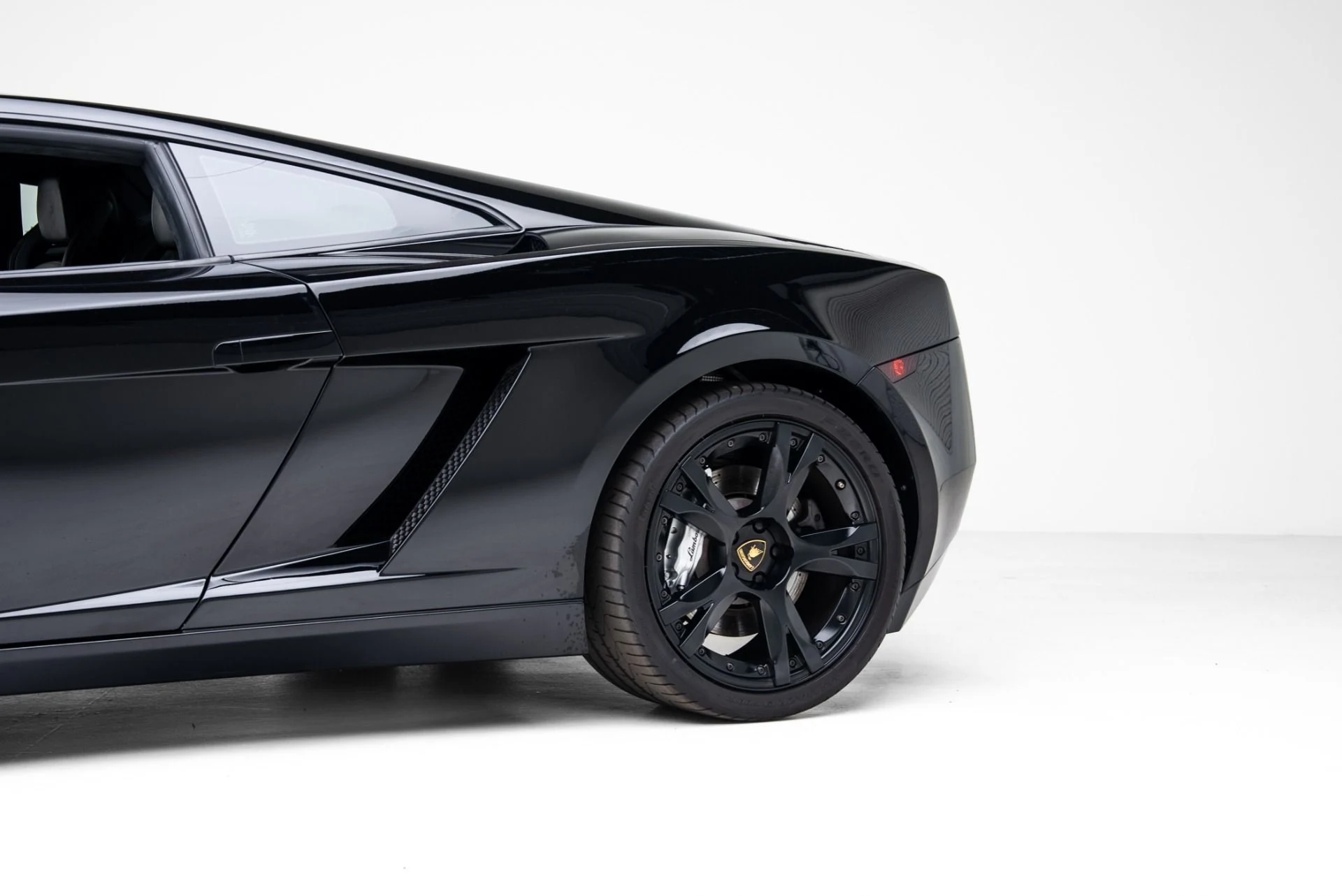 mph013_3926084928_Used_2007_Lamborghini_Gallardo_Nera_Edition_1770753495_43be6ca192