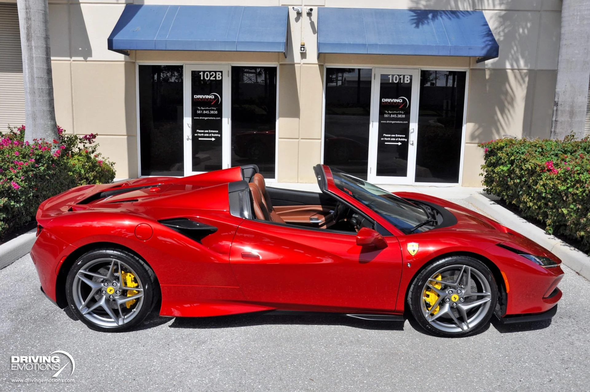 mph013_3928968394_896_p14_l_196a745926