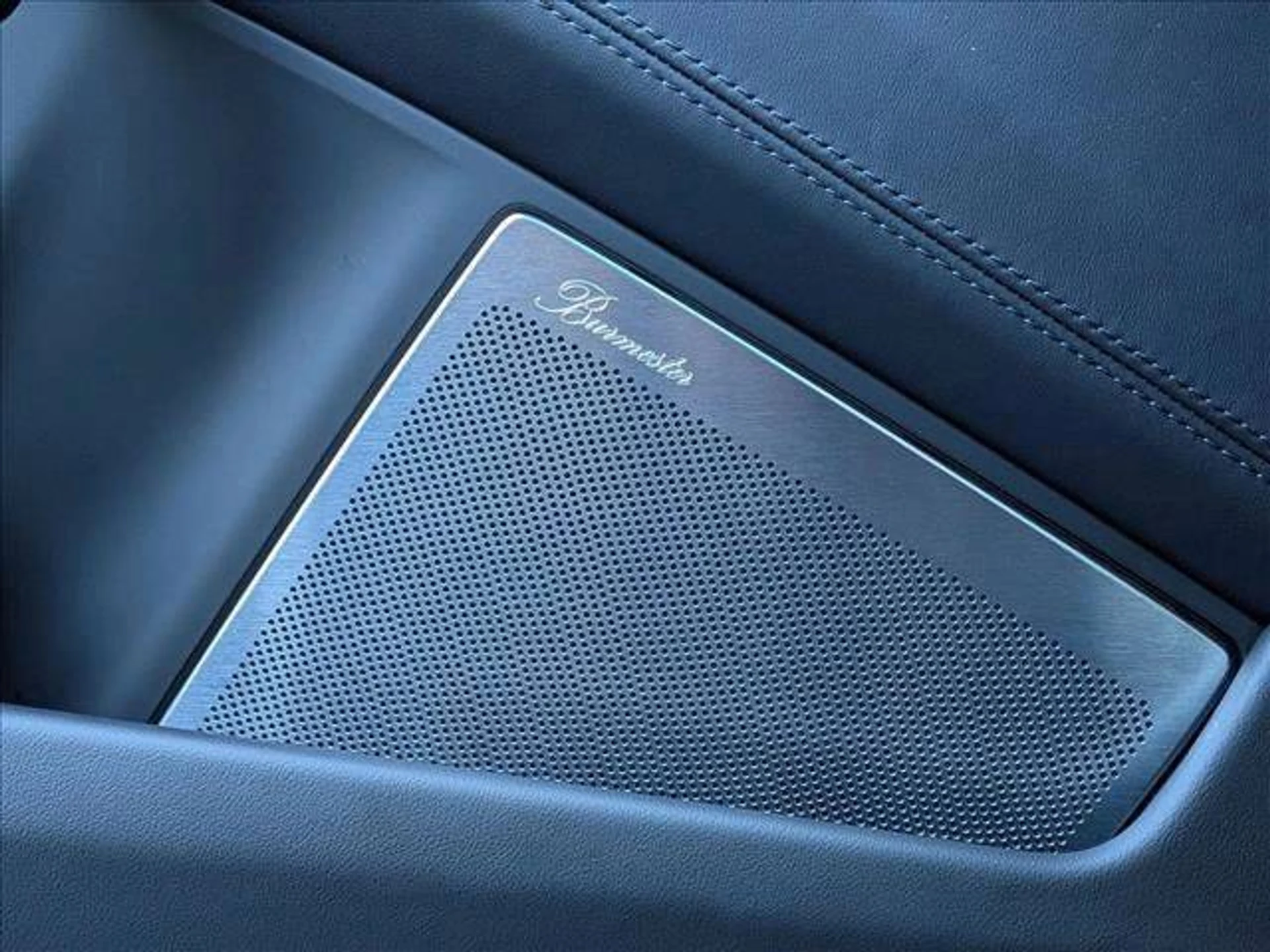 mph013_3929724910_fc58bbb62466da684dec61df80ac51e6x_53410c3268